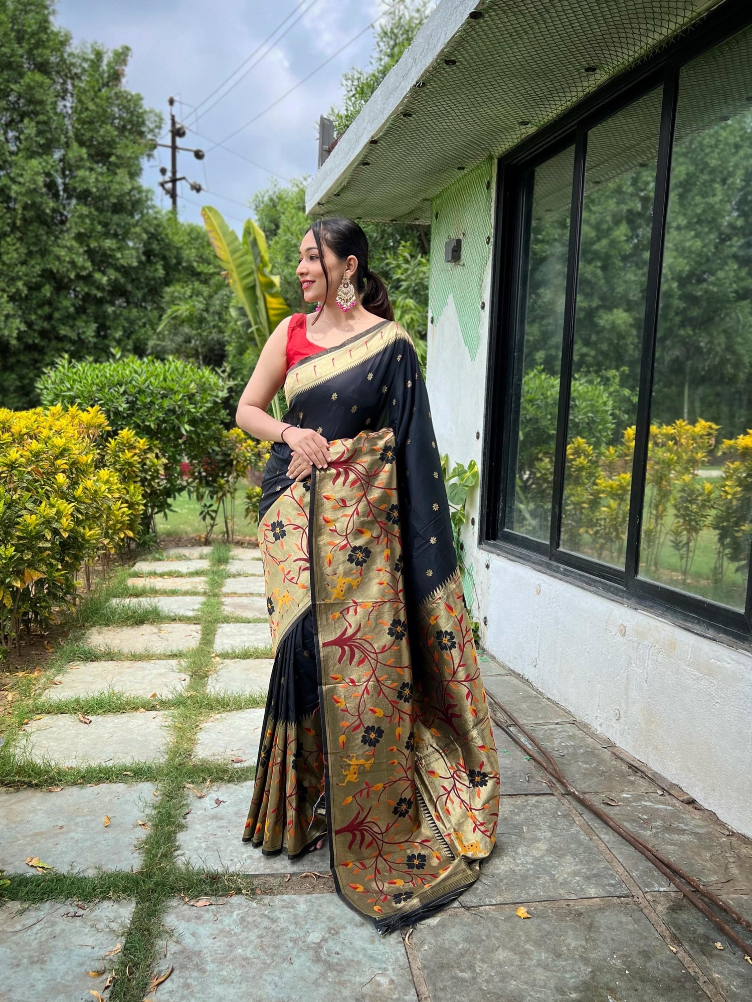 Black Pure Paithani Silk Saree Paithani Saree Anant Tex Exports Pvt.Ltd..