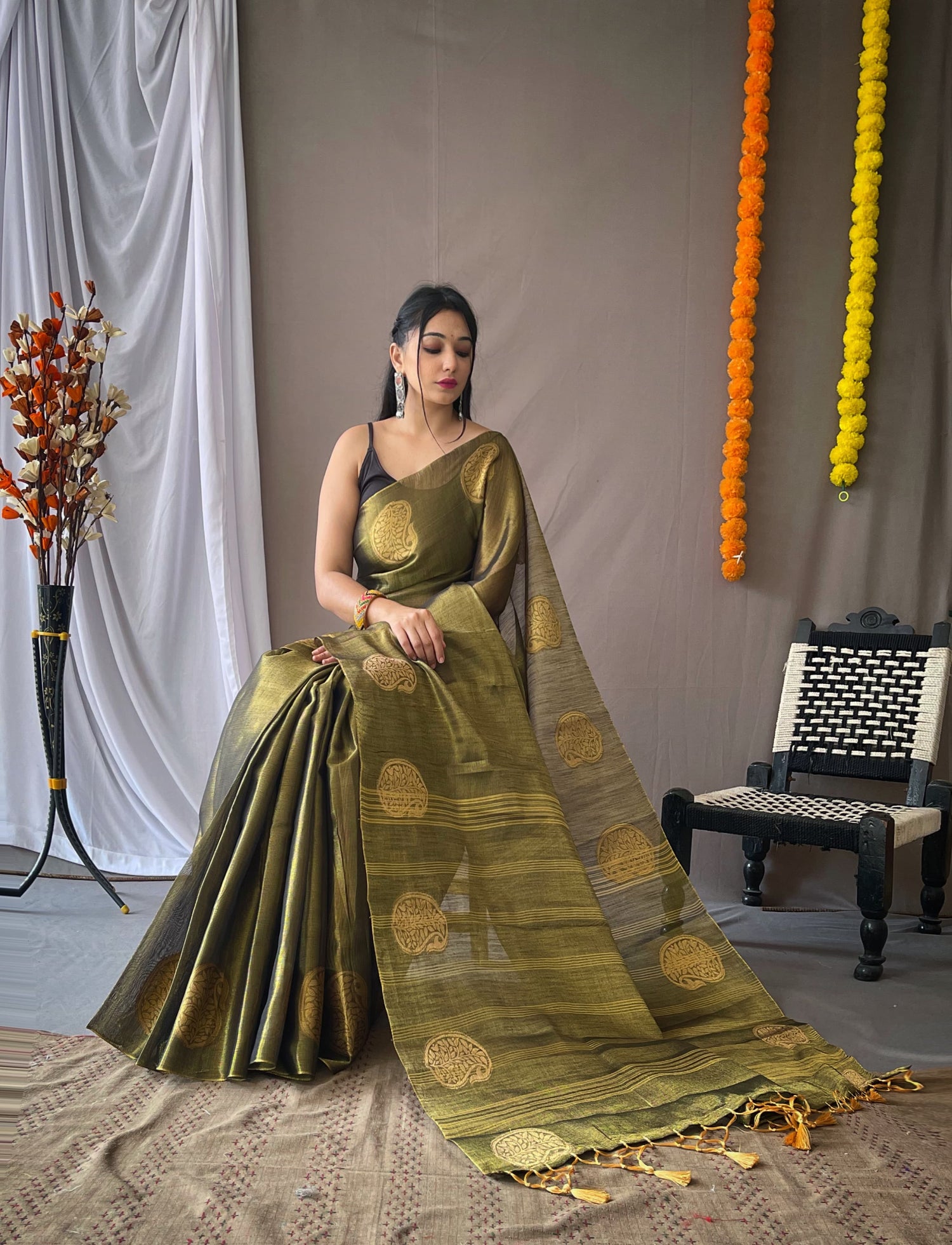 Mehandi Pure Tissue Silk Zari Weaving Tissue Saree Tissue Saree Anant Tex Exports Pvt.Ltd..