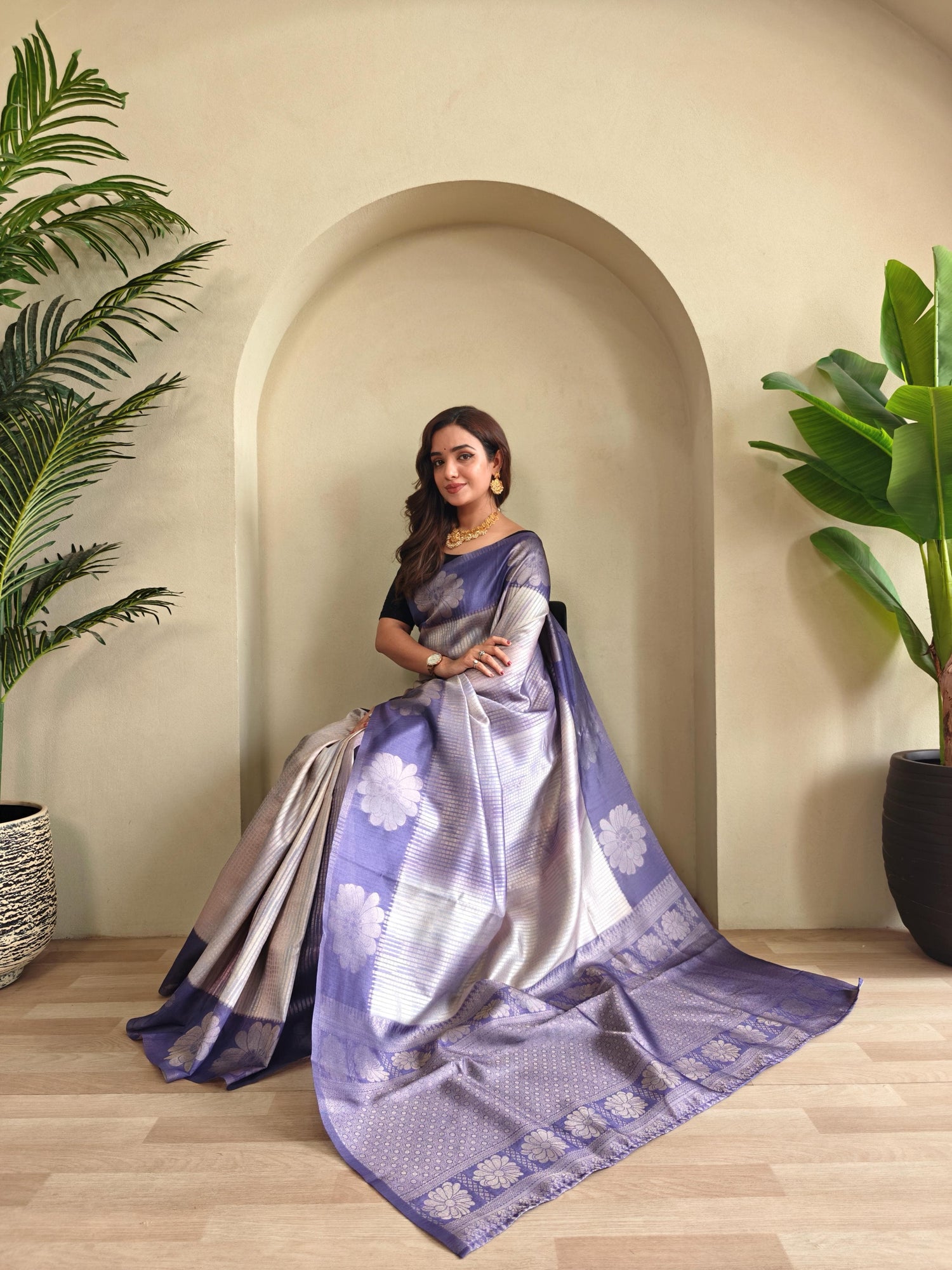 Lavender Pure Banarasi Weaving Saree Banarasi Saree Anant Tex Exports Pvt.Ltd..