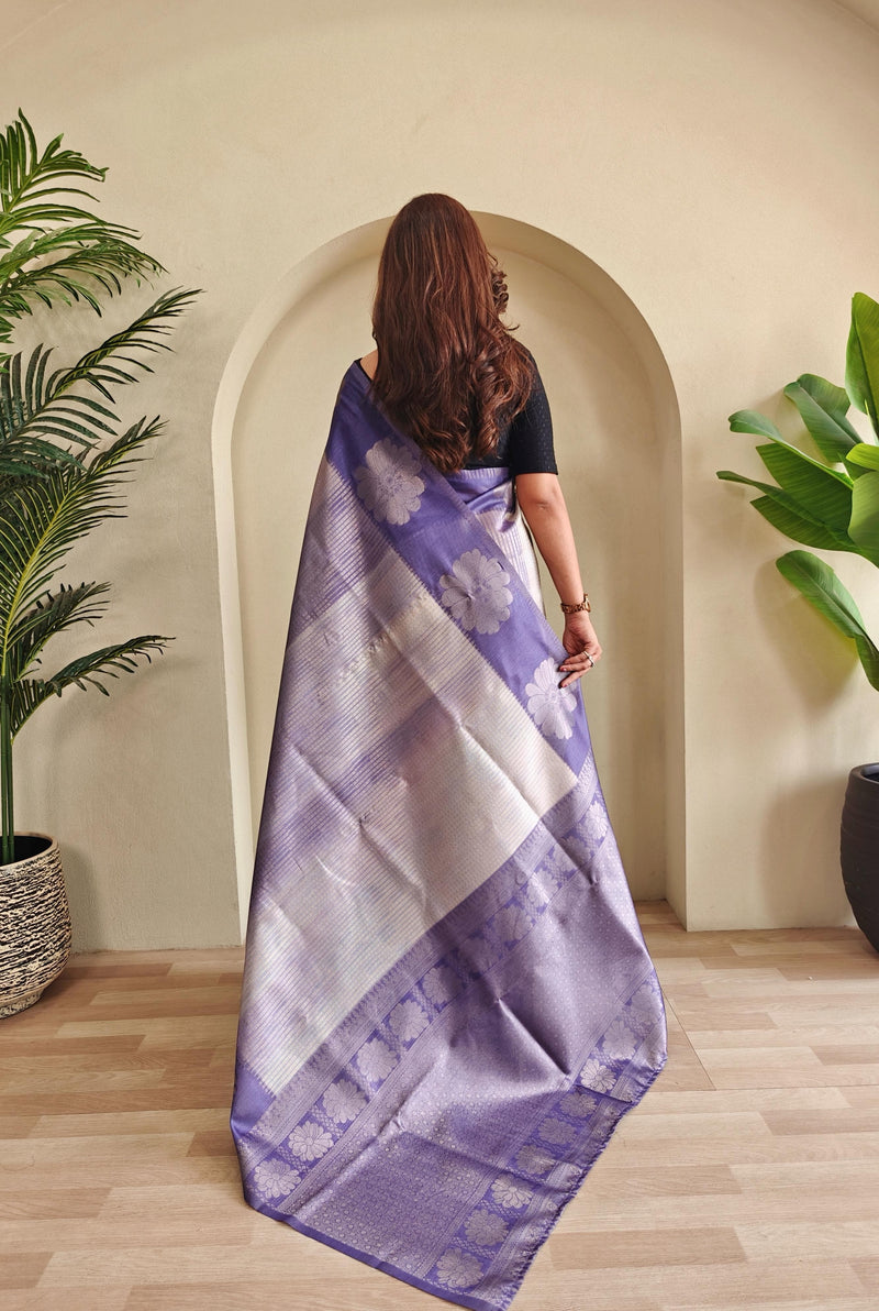 Lavender Pure Banarasi Weaving Saree