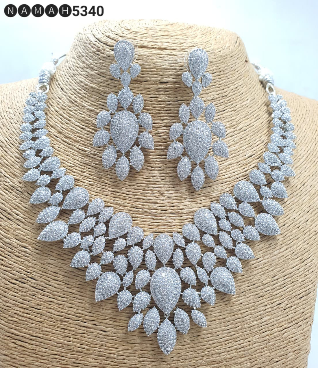American Diamond Necklace Set Imitation jewellery Anant Tex Exports Pvt.Ltd..