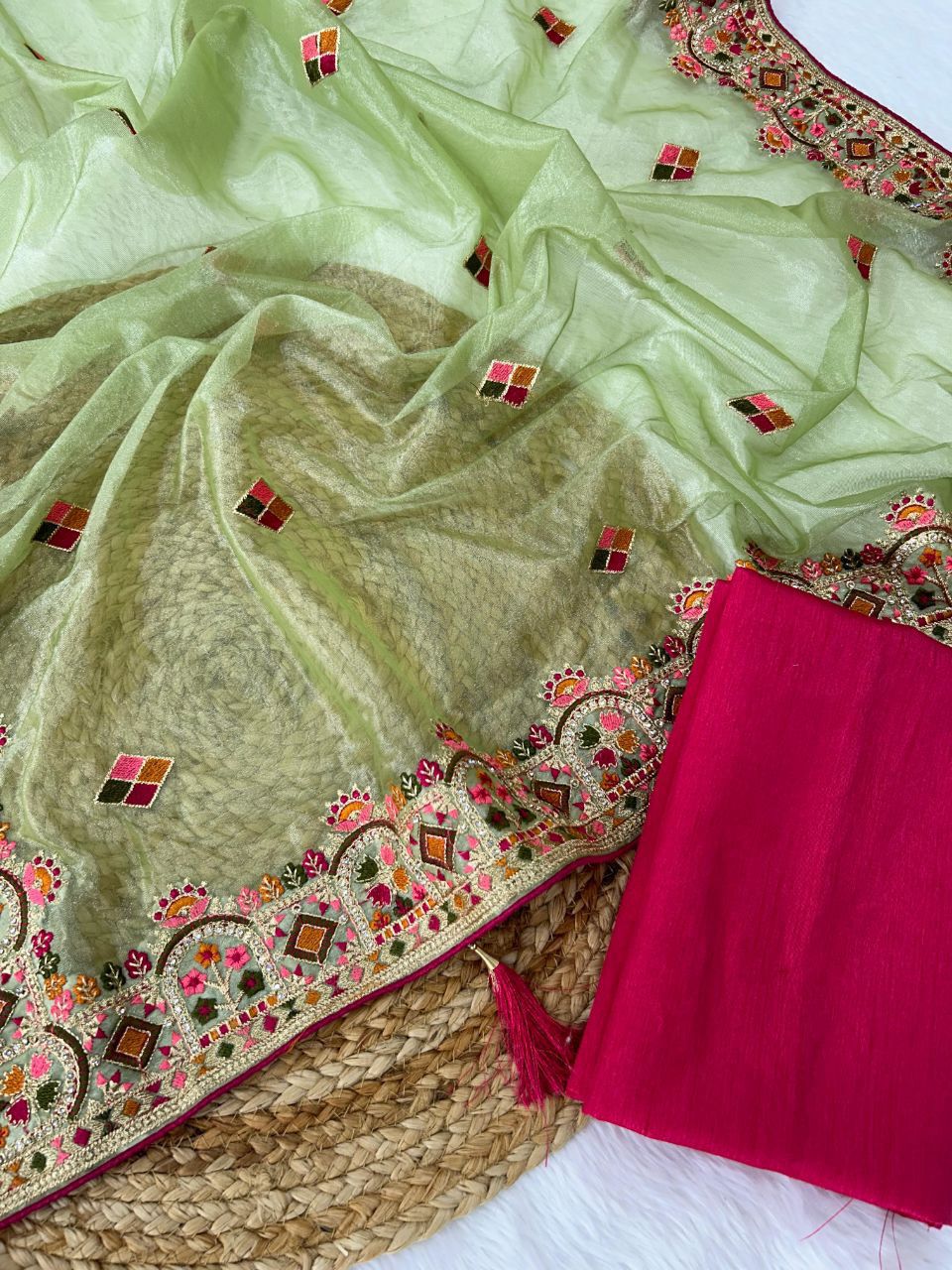 Green Pure Soft Twill Net Saree