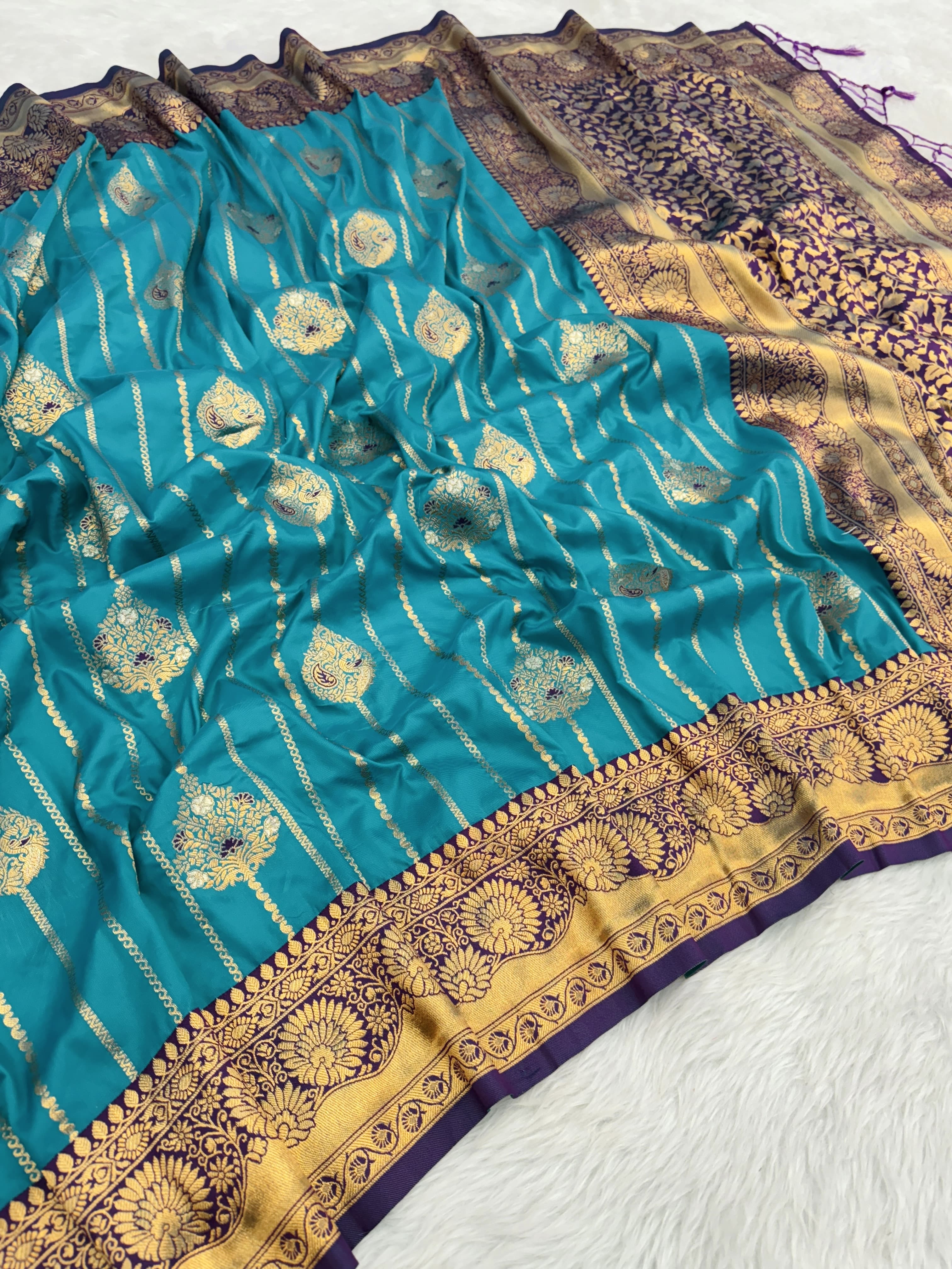Sky Blue Soft Silk Zari Woven Patola Banarasi Saree