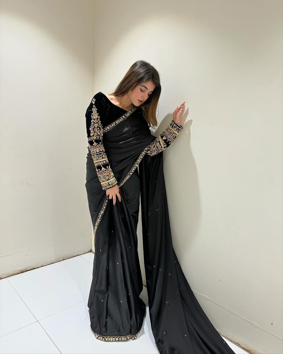 Black Pure 9000 Velvet With Embroidery Work Velvet Saree