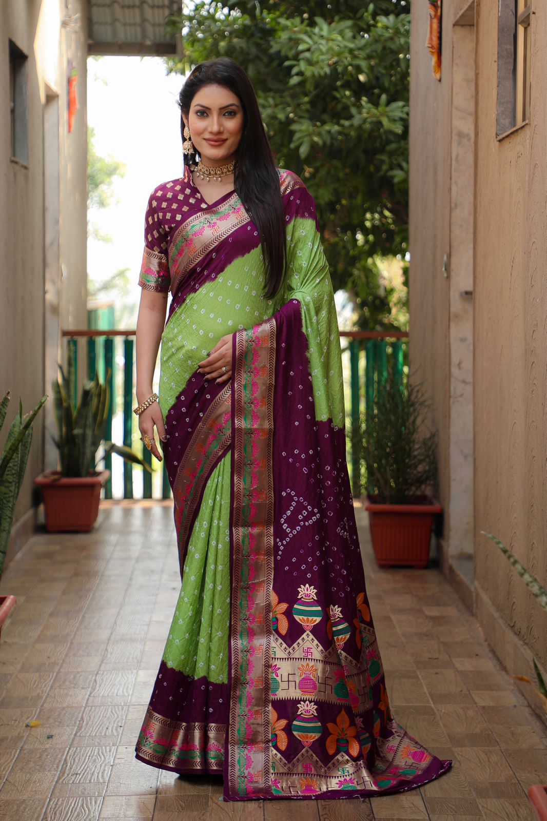 Light Green Pure Paithani Bandhej Saree Banarasi Silk Saree Anant Tex Exports Pvt.Ltd..