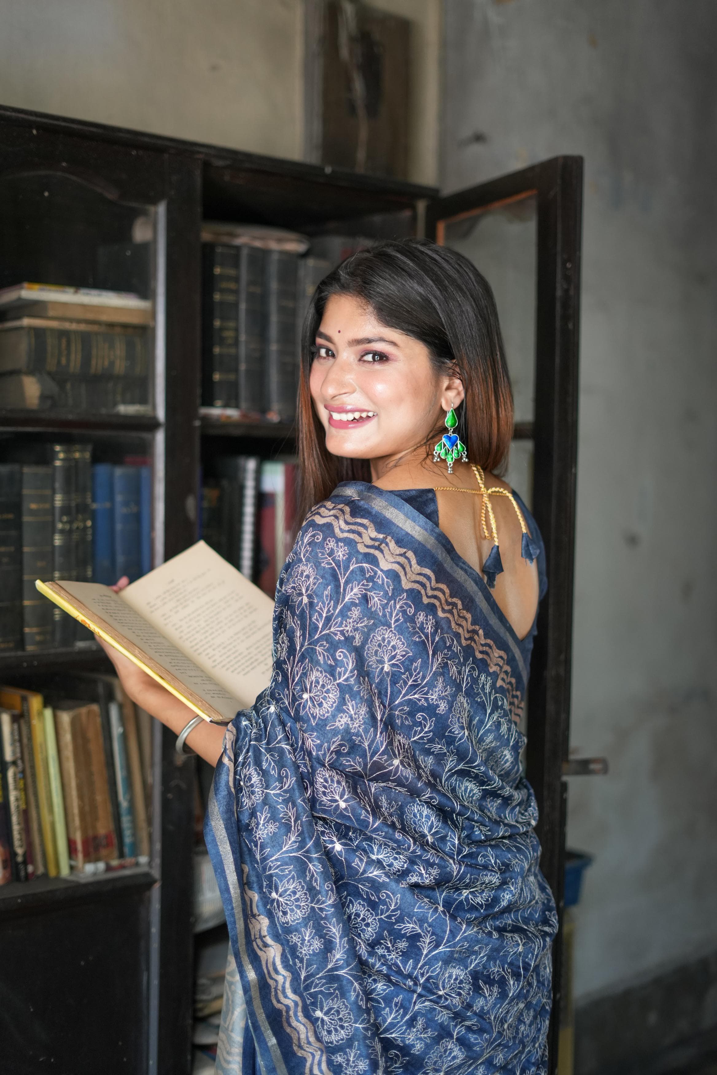 Blue Pure Tussar Silk Batik Print Tussar Saree