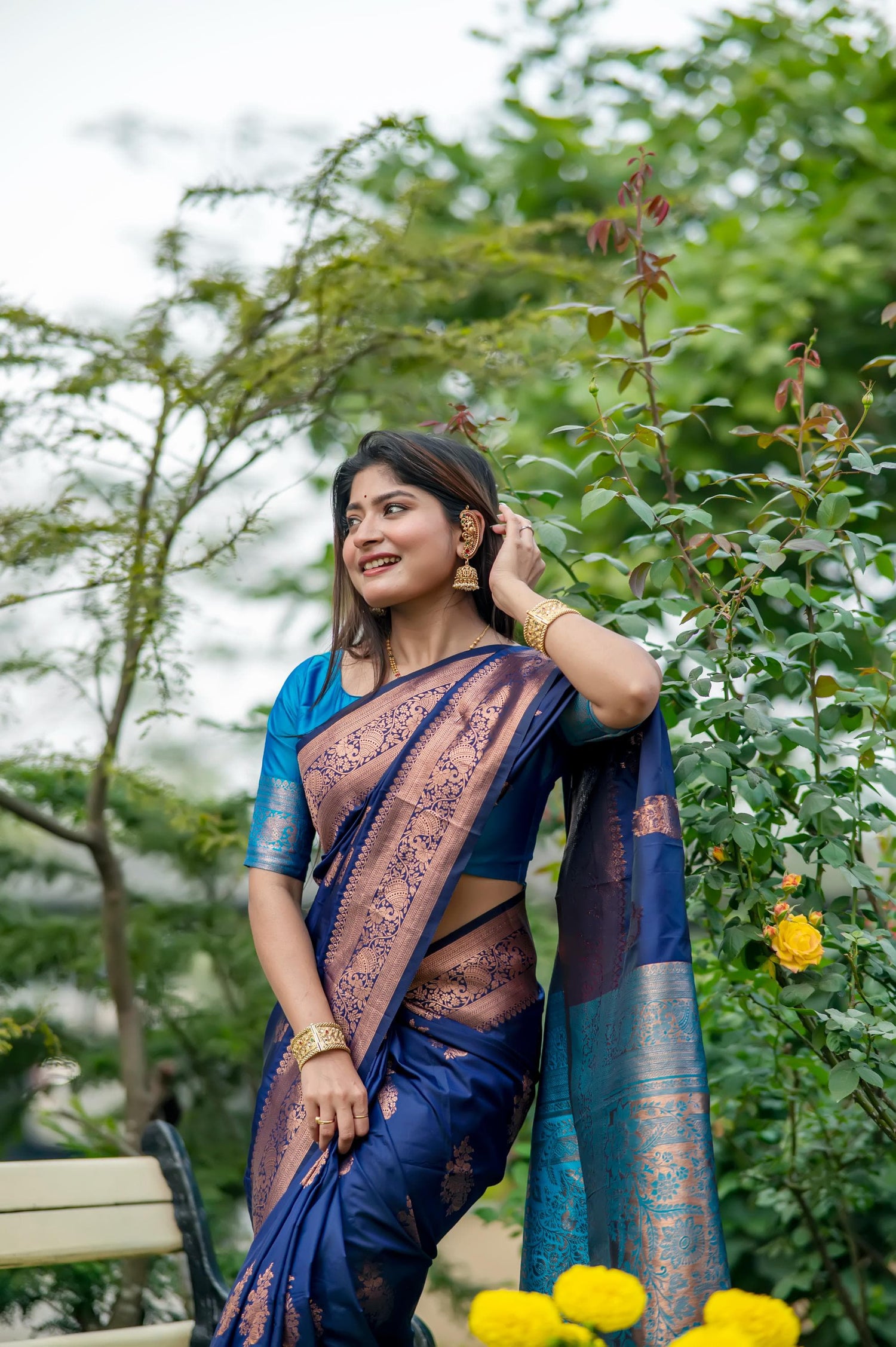Navy Blue Pure Soft Banarasi Katan Silk Banarasi Saree Soft Silk Saree Anant Tex Exports Pvt.Ltd..