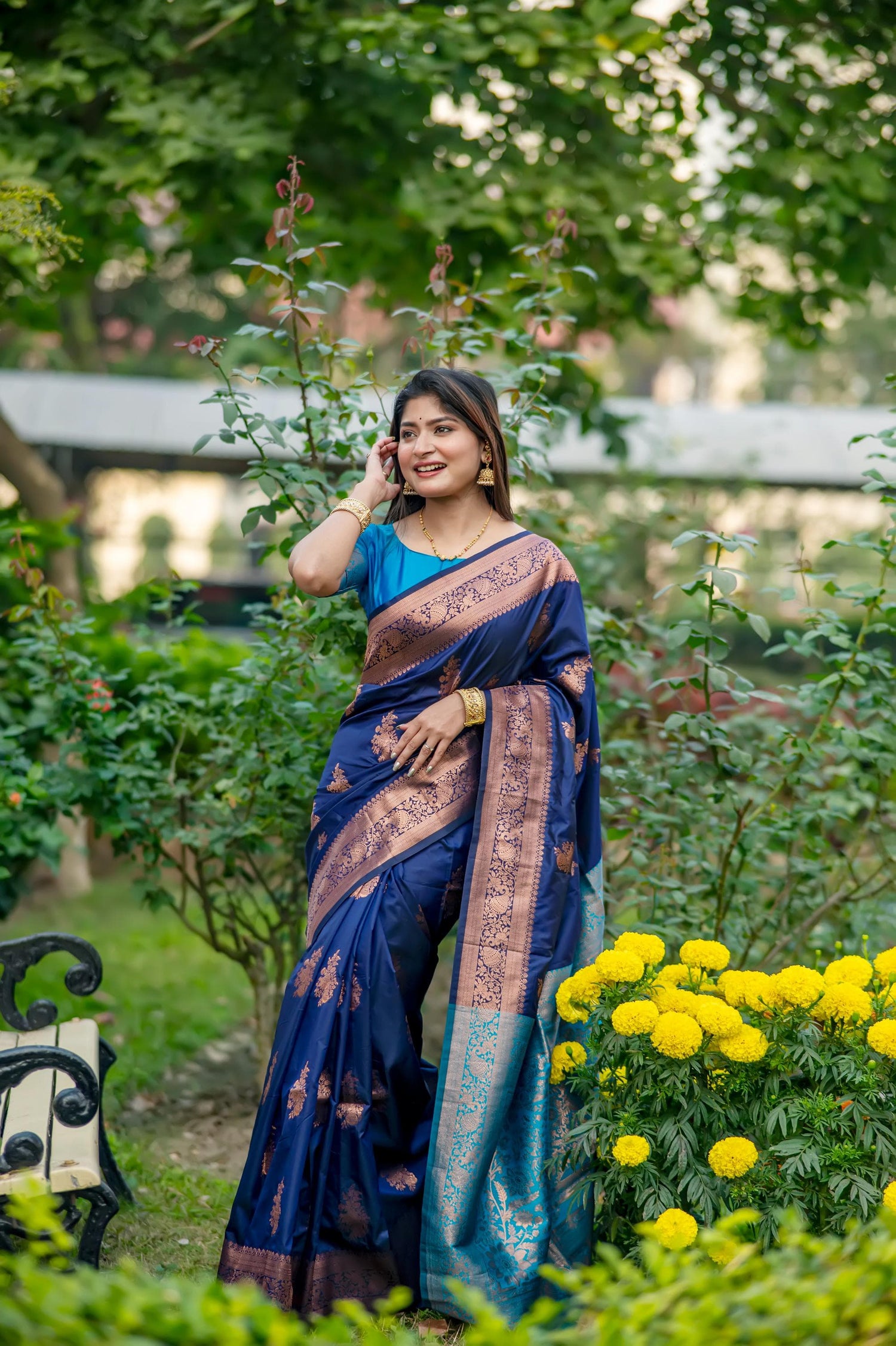 Navy Blue Pure Soft Banarasi Katan Silk Banarasi Saree Soft Silk Saree Anant Tex Exports Pvt.Ltd..