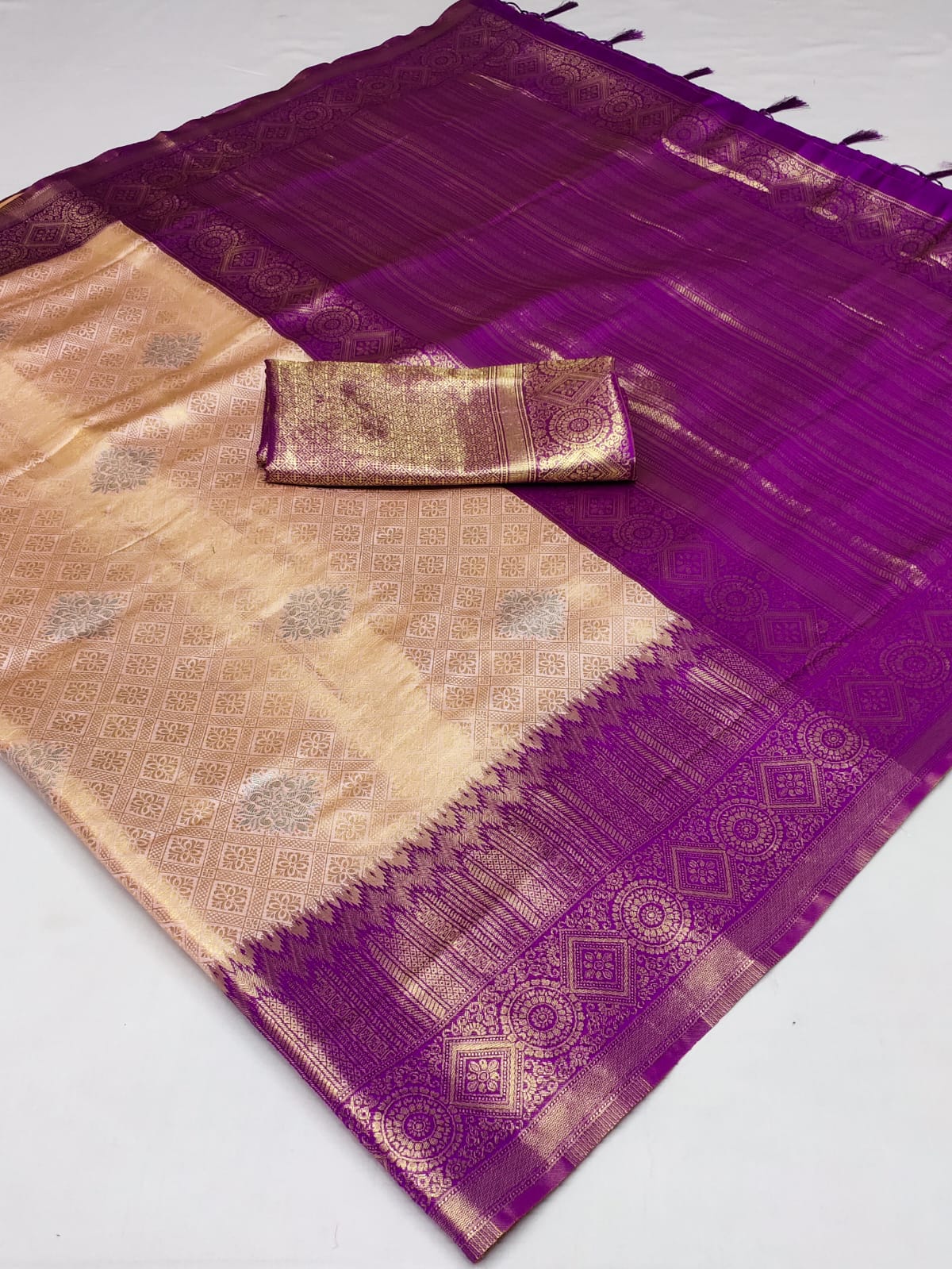 Pink Soft Silk Zari Base Handloom Soft Silk Saree Banarasi Saree Anant Tex Exports Pvt.Ltd..
