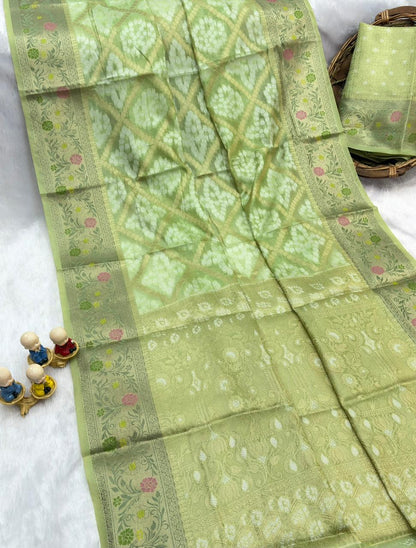Green Pure Organza Silk Bandhani Patola Organza Saree Organza Saree Anant Tex Exports Pvt.Ltd..