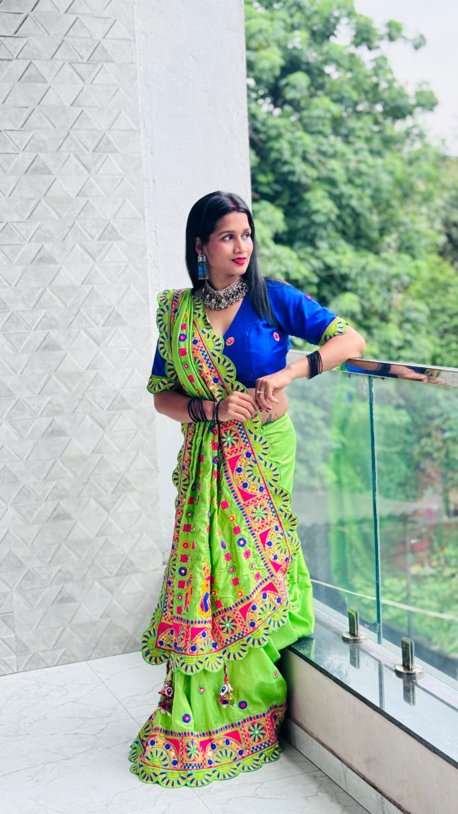 Green Pure Silk Gamthi Work Real Diamond Patola Saree