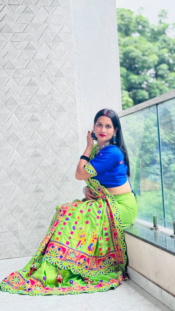 Green Pure Silk Gamthi Work Real Diamond Patola Saree