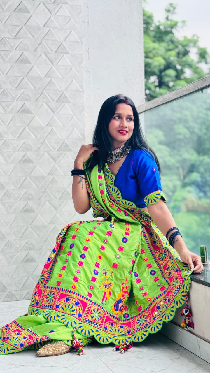 Green Pure Silk Gamthi Work Real Diamond Patola Saree