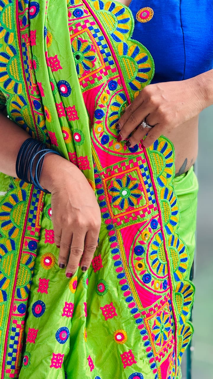 Green Pure Silk Gamthi Work Real Diamond Patola Saree