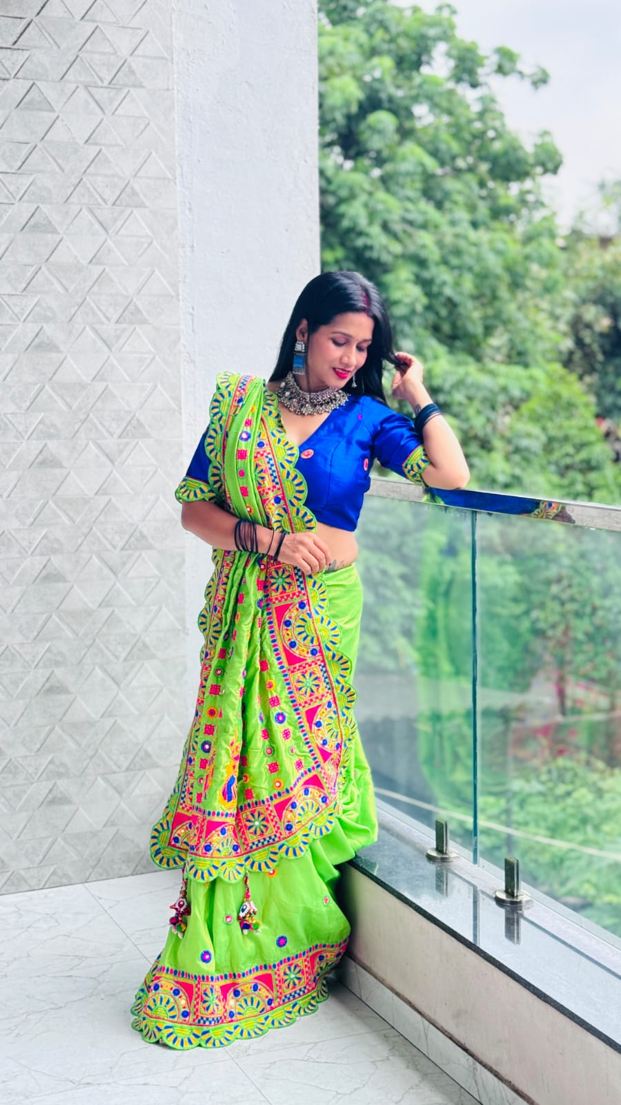 Green Pure Silk Gamthi Work Real Diamond Patola Saree