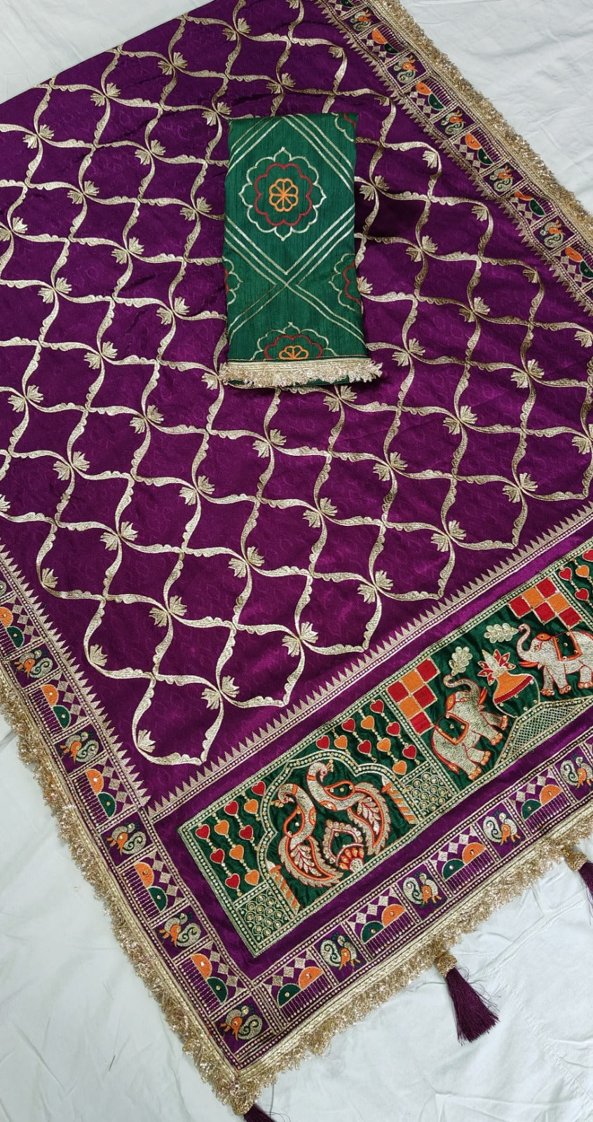 Purple Pure Jacquard Soft Silk Traditional Bandhani Saree Panetar Saree Anant Tex Exports Pvt.Ltd..