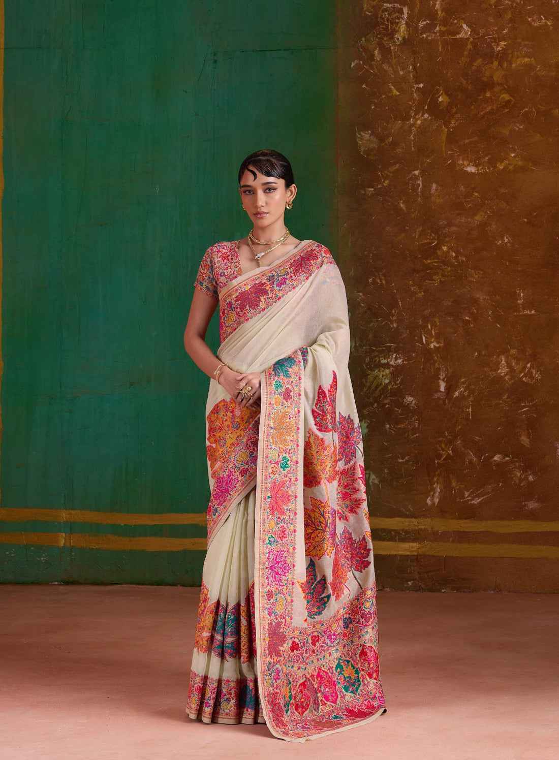 White Pure Soft Mul Mul Cotton Handloom Weaving Cotton Saree Cotton saree Anant Tex Exports Pvt.Ltd..