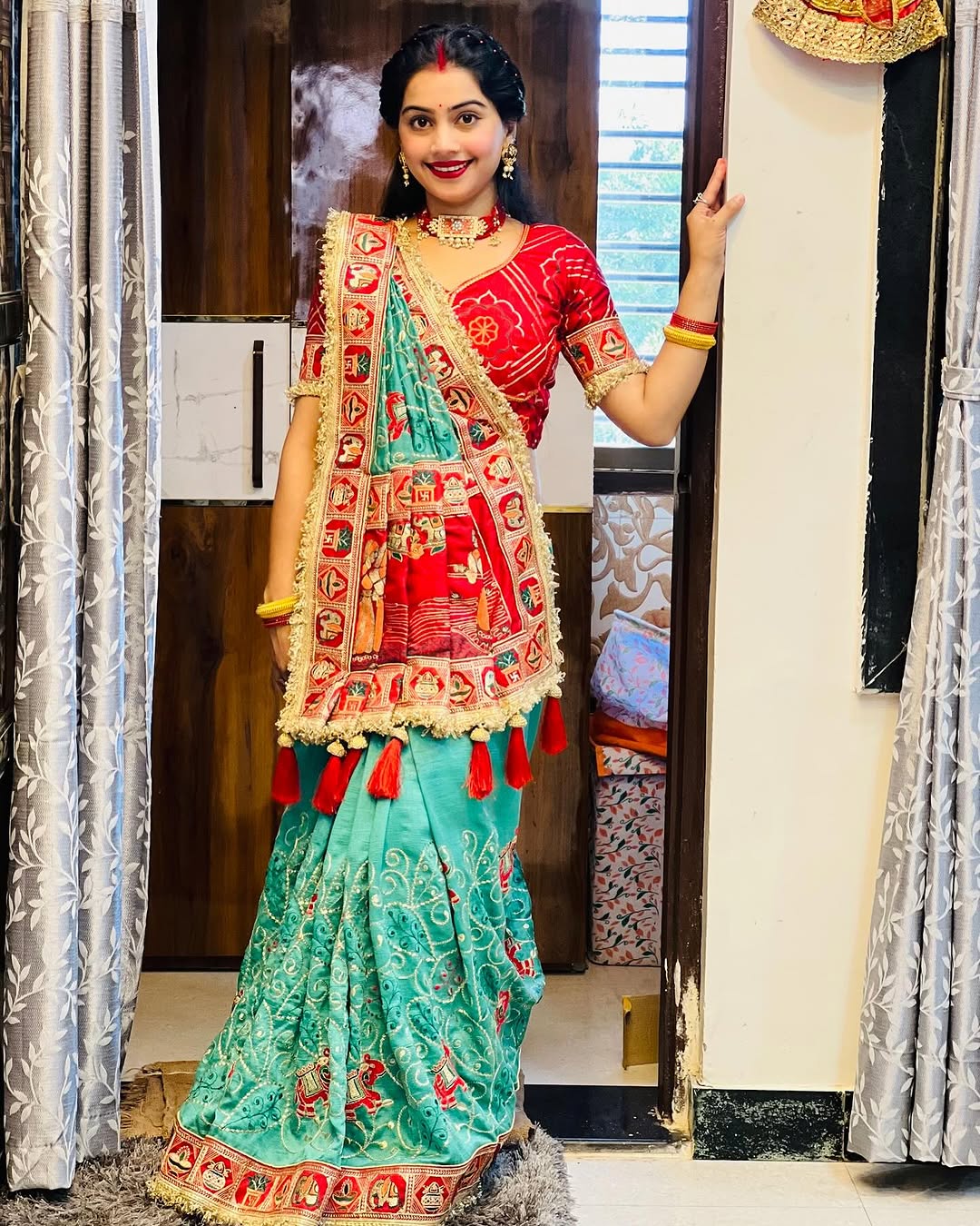 Light Green Pure Heavy Vichitra Silk Bandhani Gharchola Chex Panetar Saree