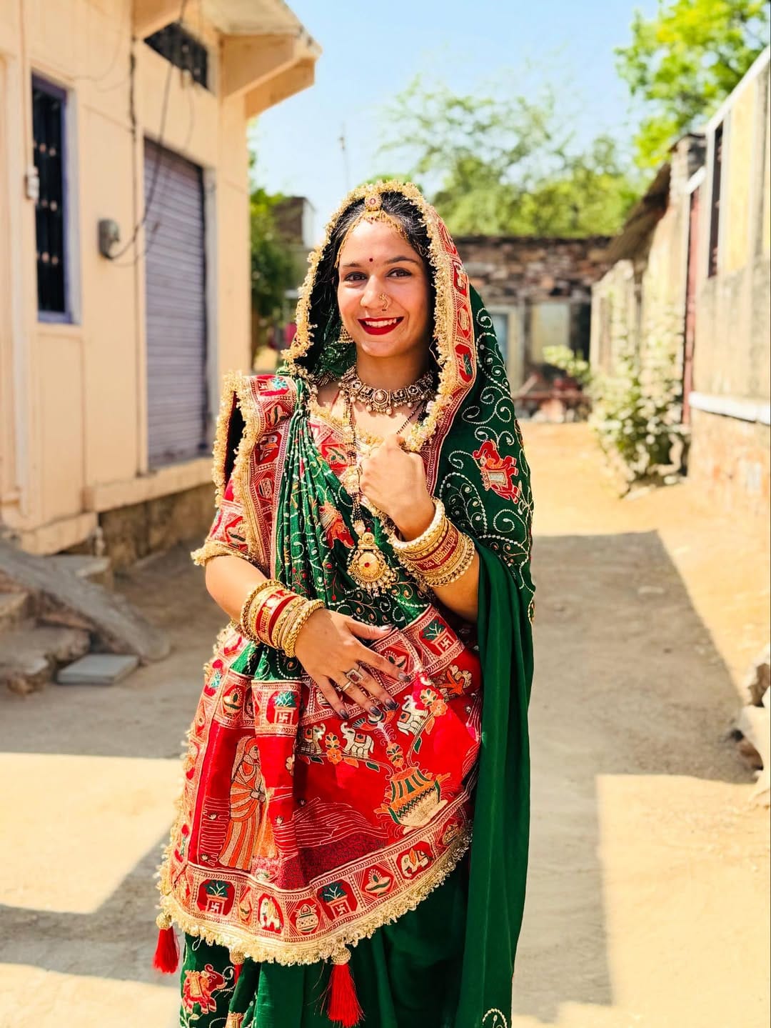 Green Pure Heavy Vichitra Silk Bandhani Gharchola Chex Panetar Saree
