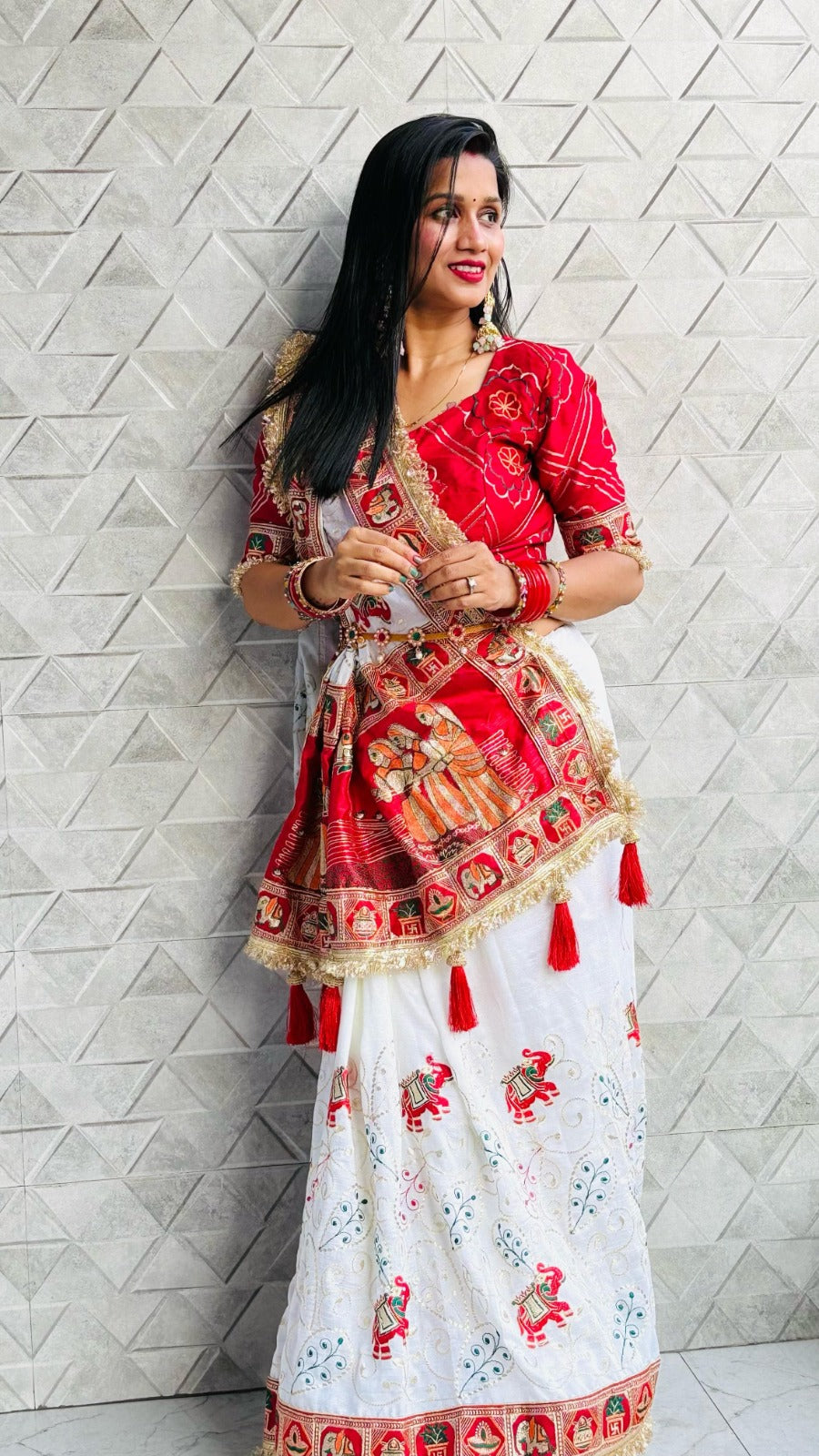 White Pure Heavy Vichitra Silk Bandhani Gharchola Chex Panetar Saree