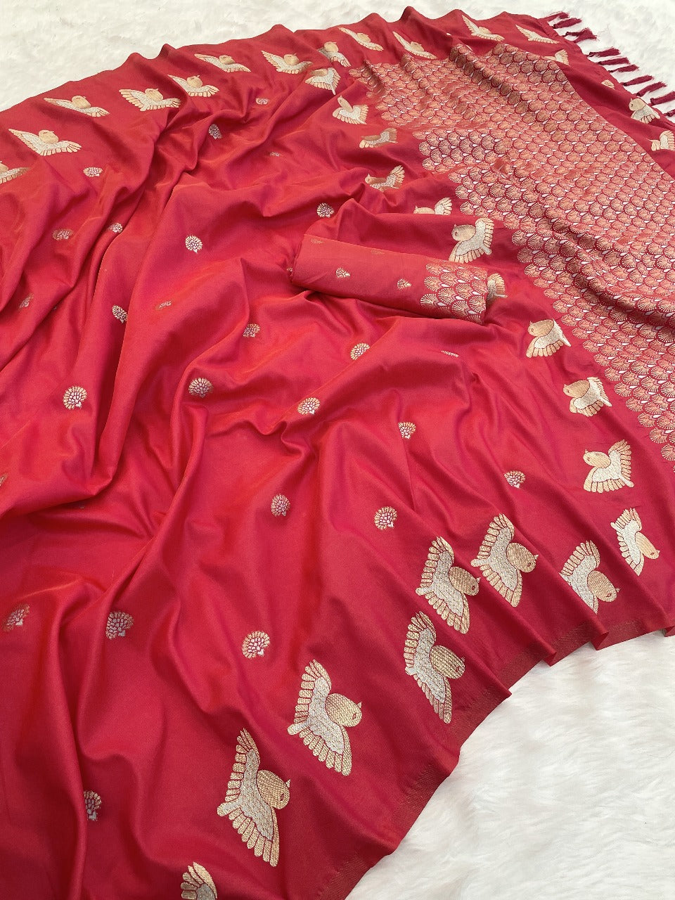 Pink Soft Silk Dual Zari Woven Moonga Silk Saree