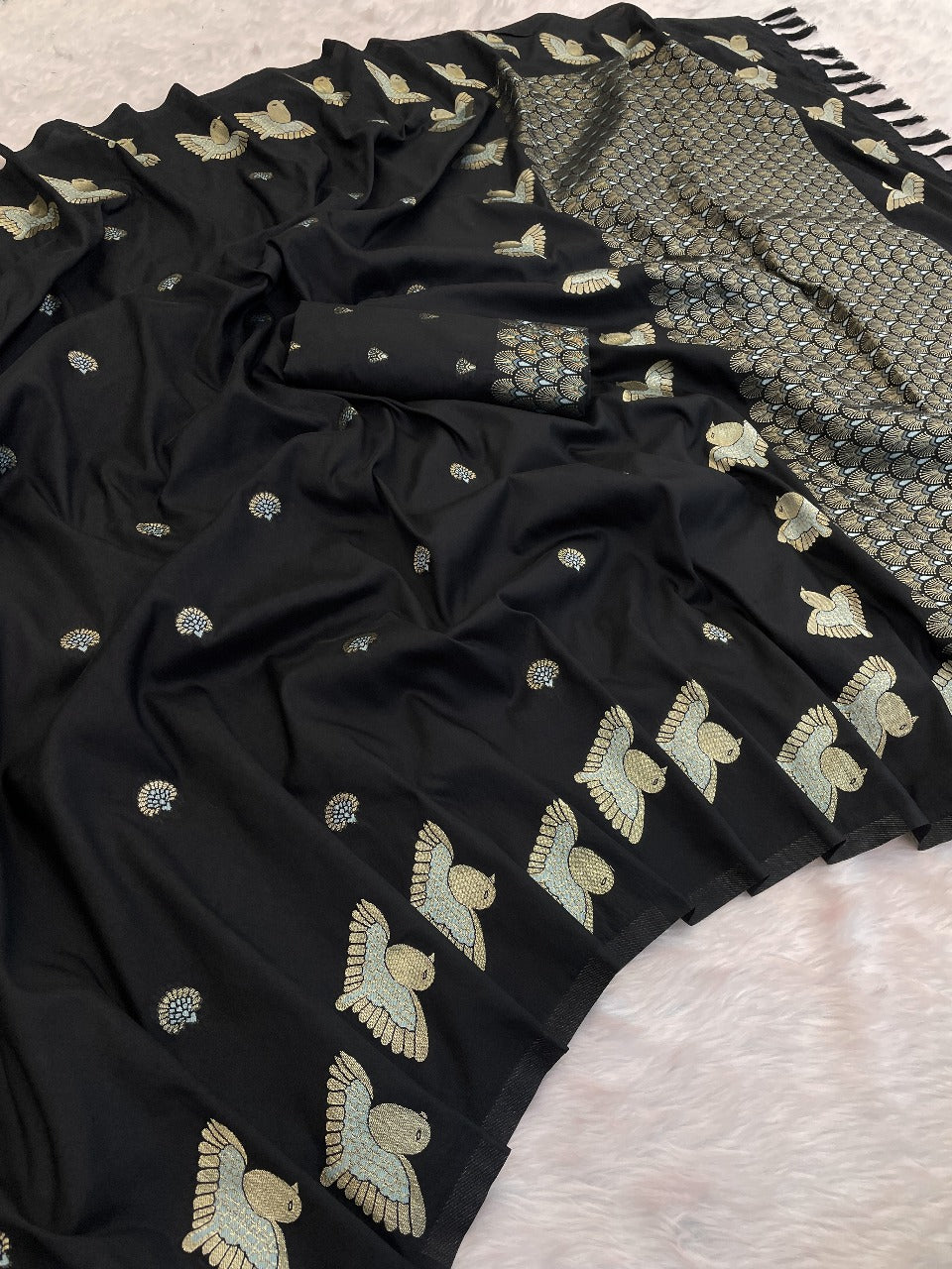 Black Soft Silk Dual Zari Woven Moonga Silk Saree