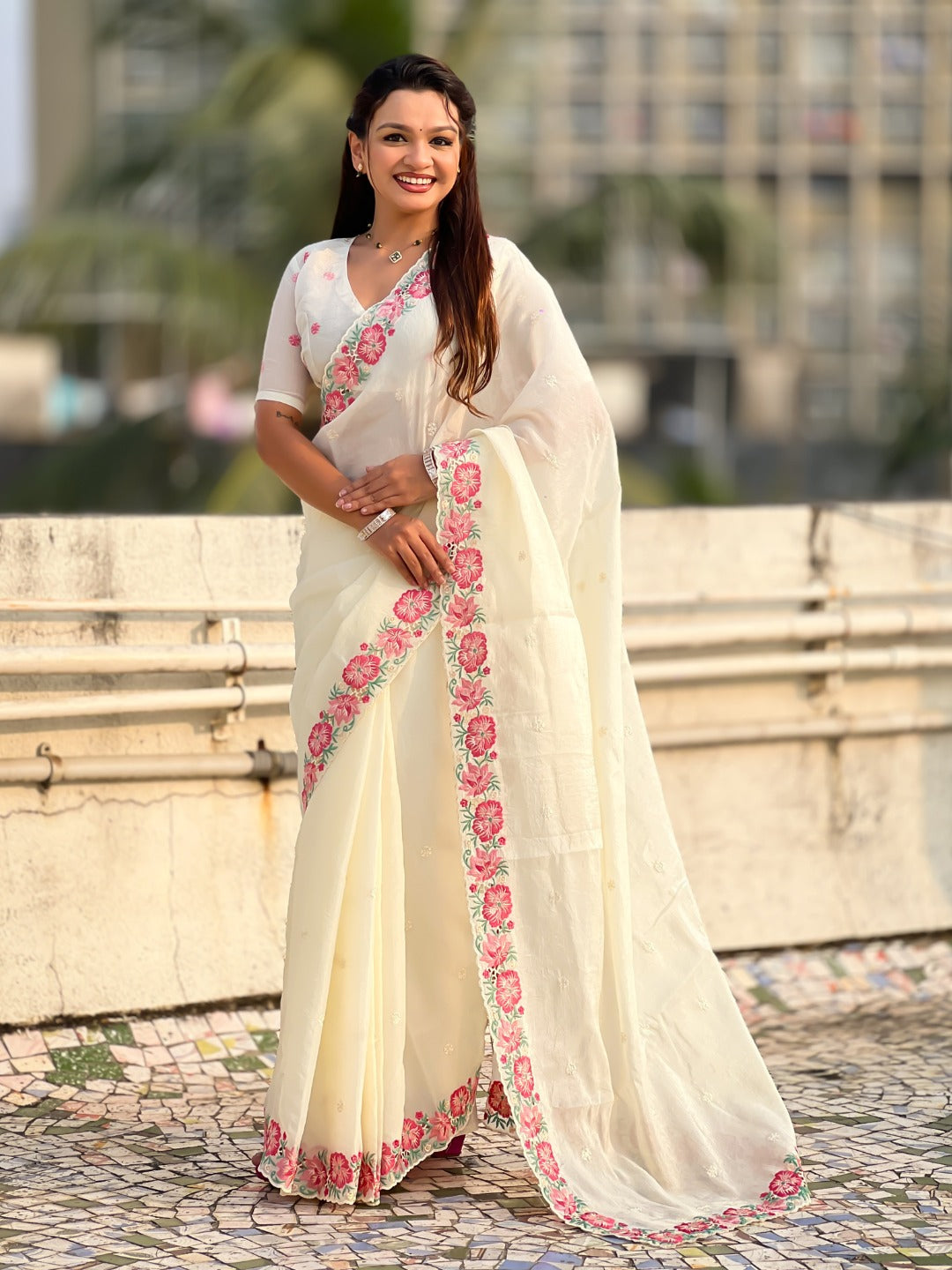 White Pure Soft Sufi Crush Silk Saree