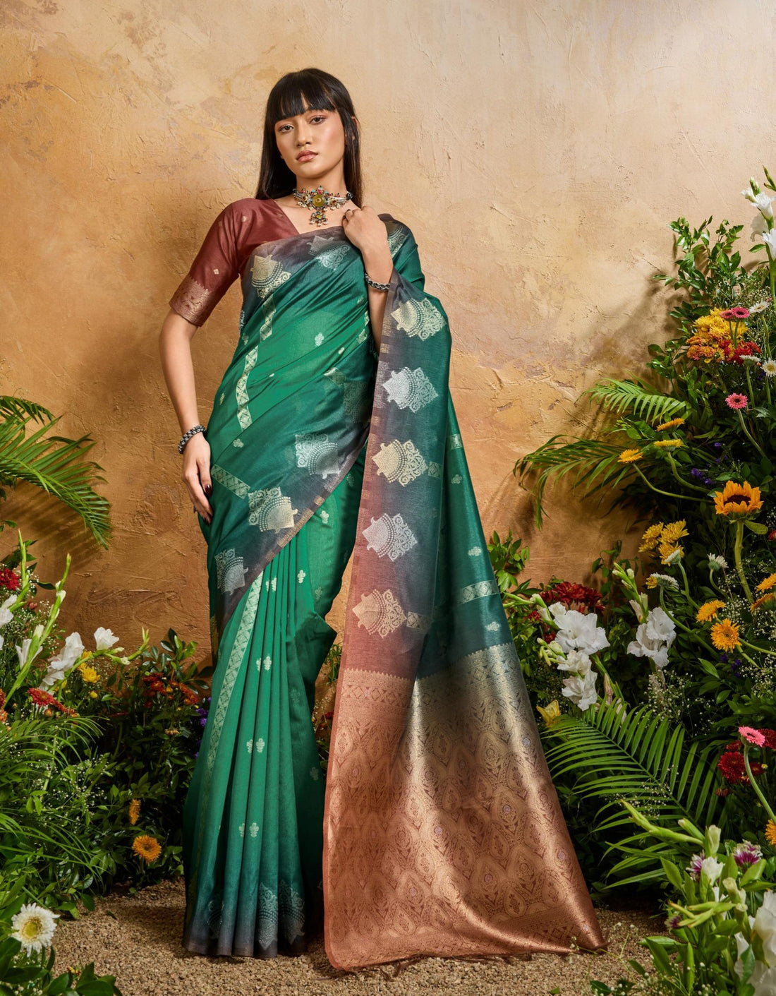Green Pure Heavy Handloom Weaving Paper Silk Saree 