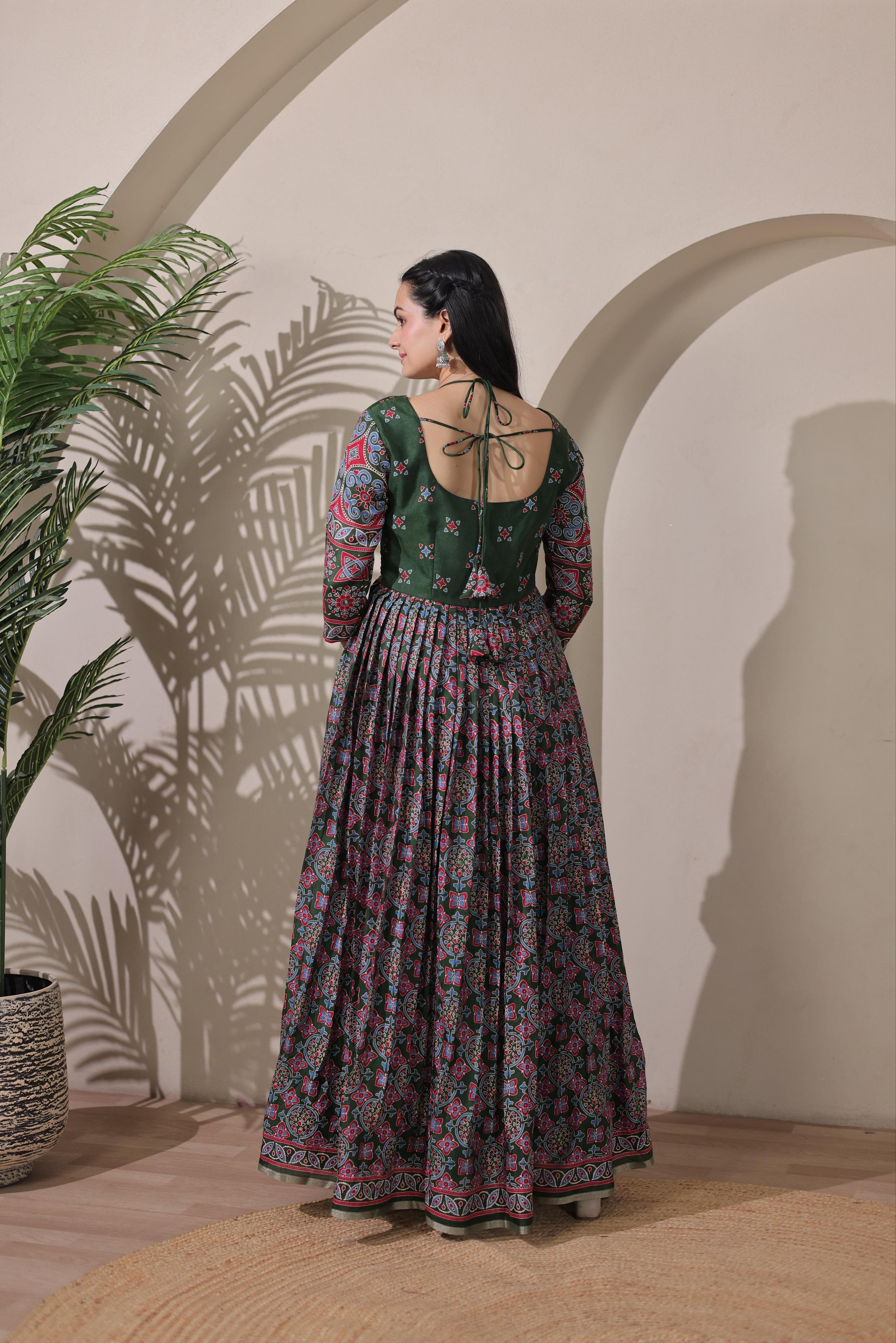 Green Pure Silk Blend with Jacket Long Gown 