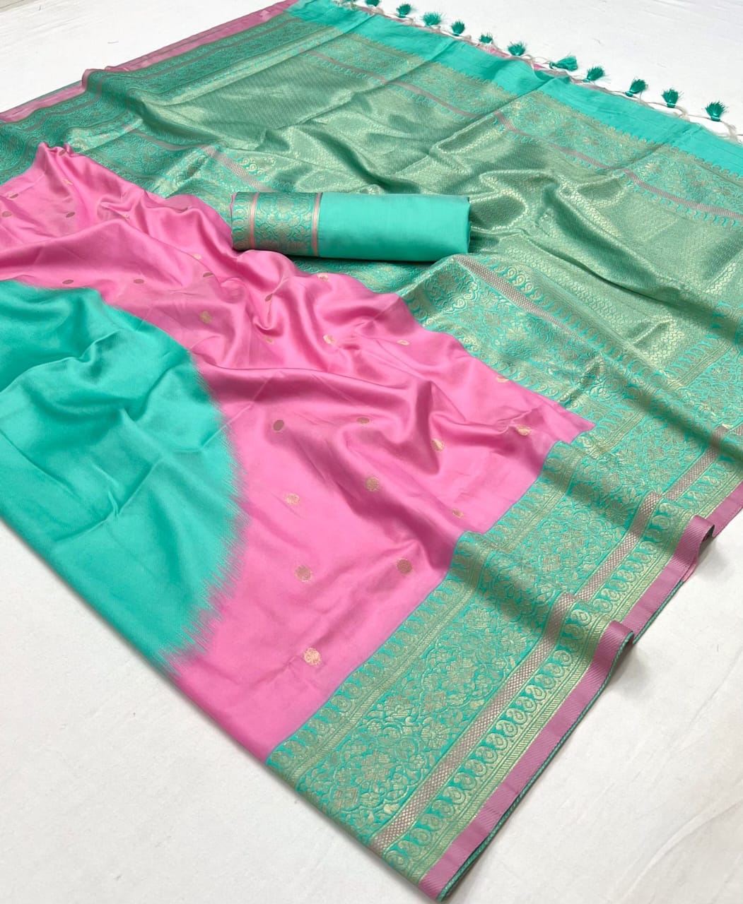 Pink and Green Pure Soft Banarasi Handloom Banarasi Saree ##color## Patola Saree with premium fabric and embroidery