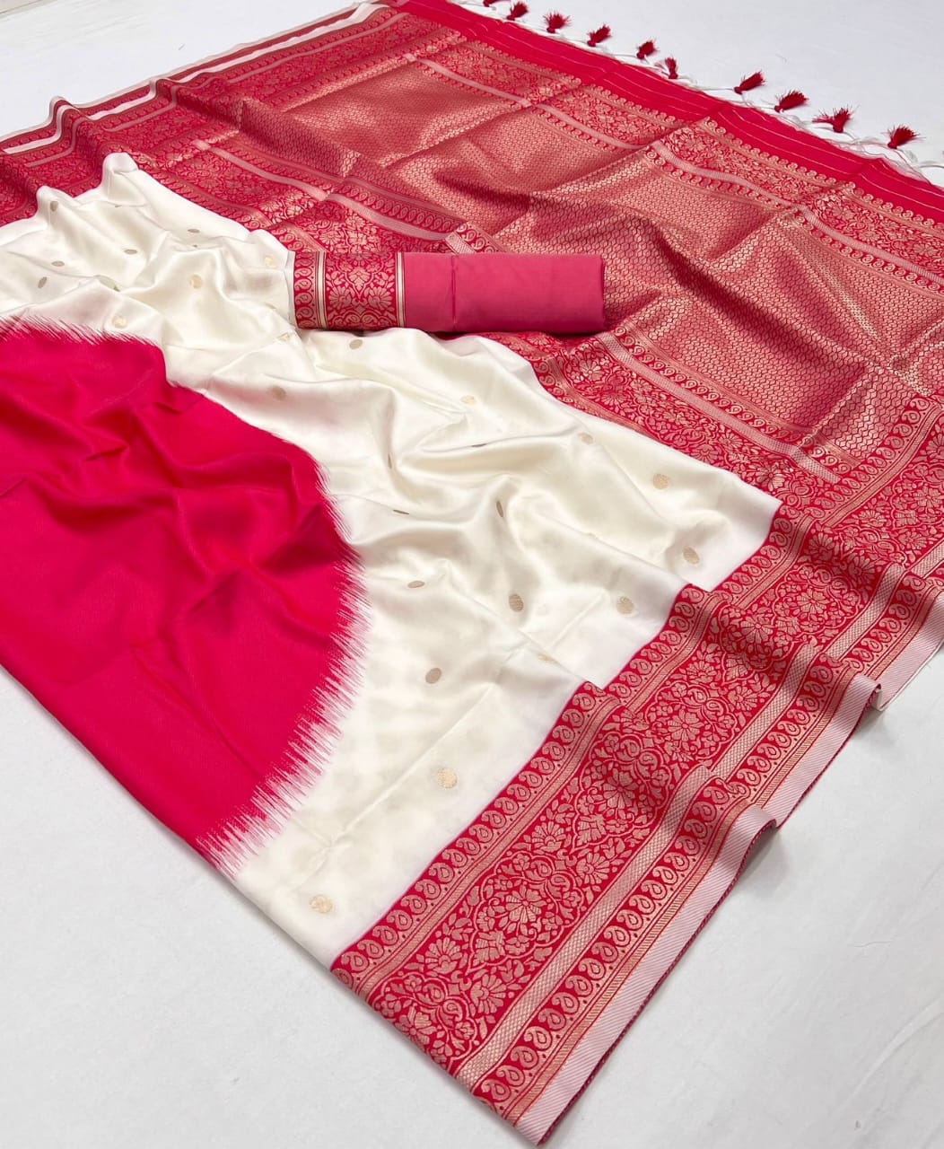 Cream Pure Soft Banarasi Handloom Banarasi Saree 