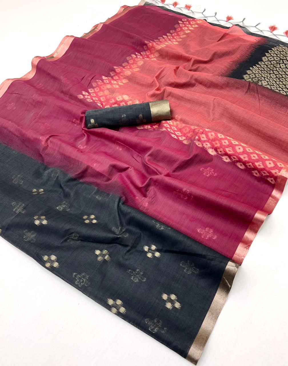Magenta Pure Soft Scarlet Cotton Handloom Viscose Cotton Saree 