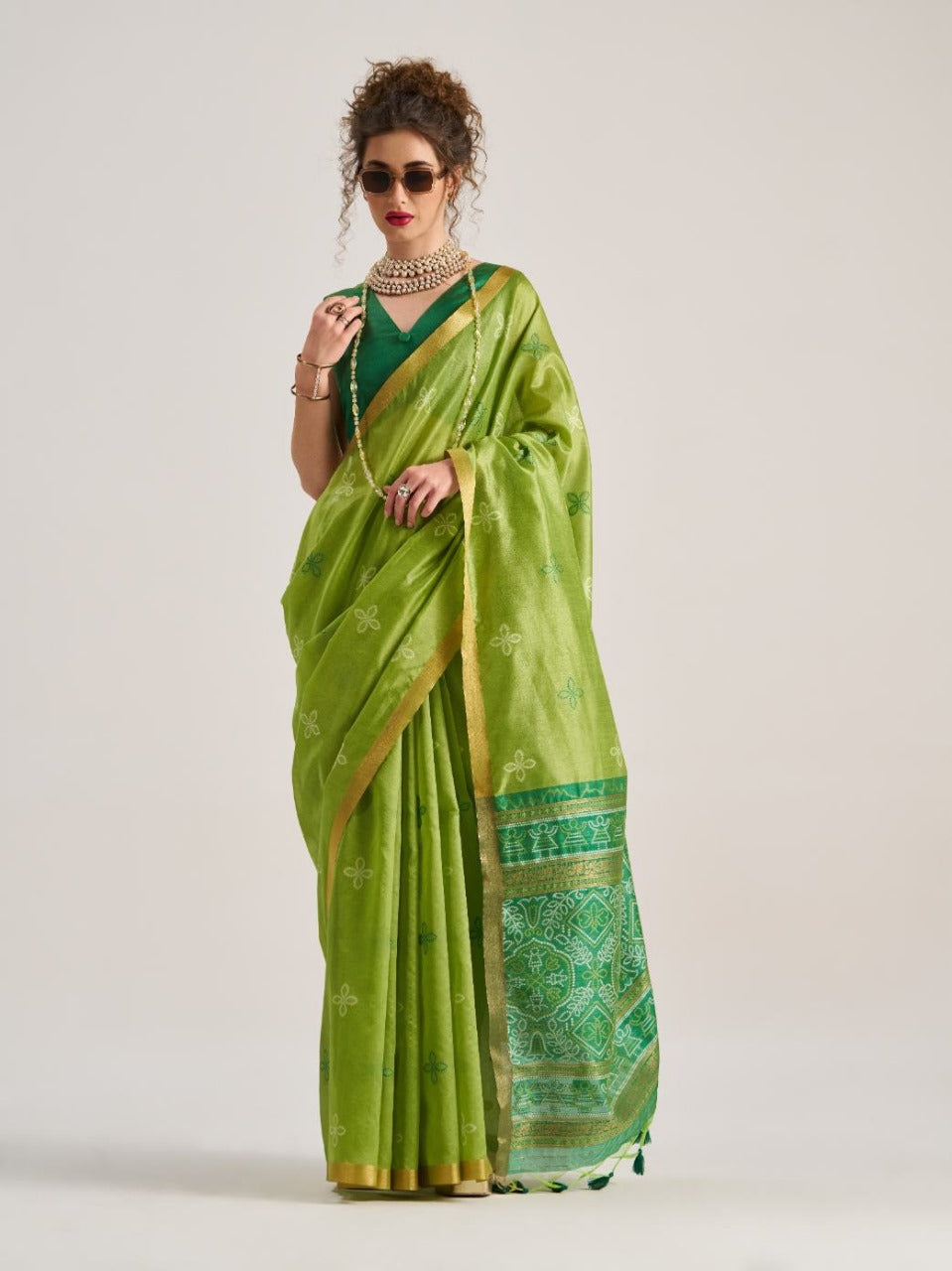 Green Pure Soft Art Silk Handloom Bandhej Print Saree