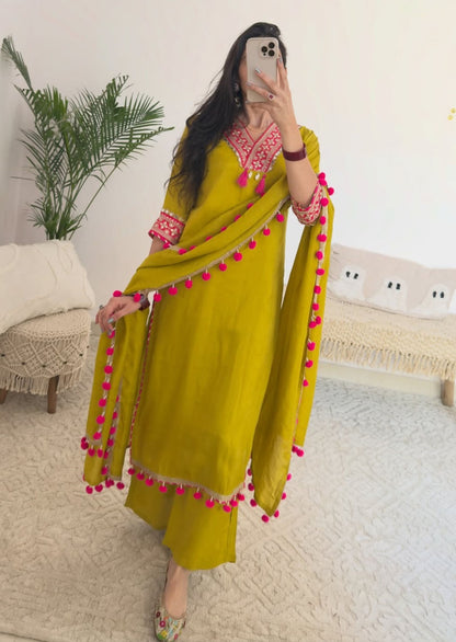 Mustard Pure Soft Viscose Print Heavy Thread Work Salwar Suit 