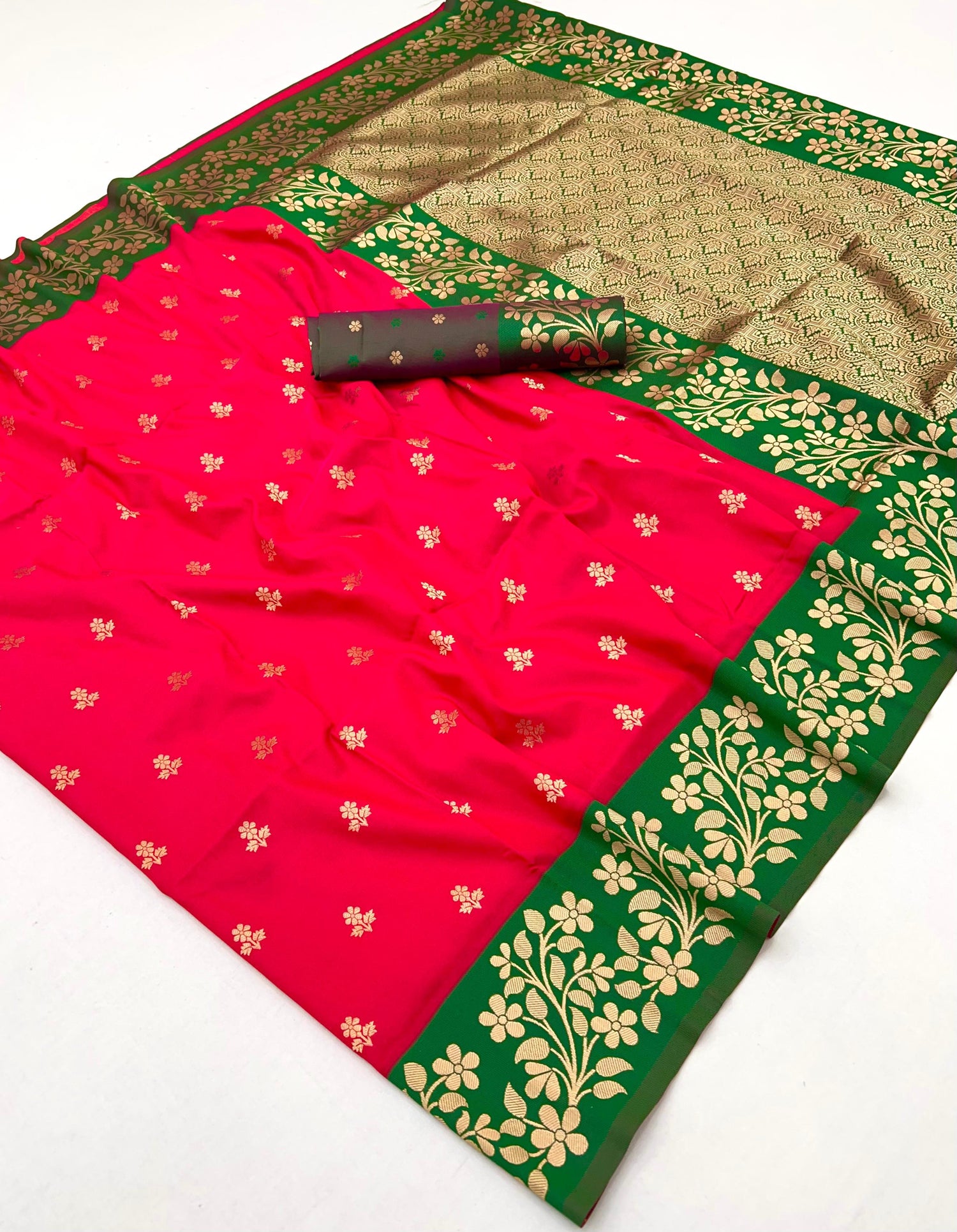 Red Pure Soft Handloom Weaving Silk Saree 