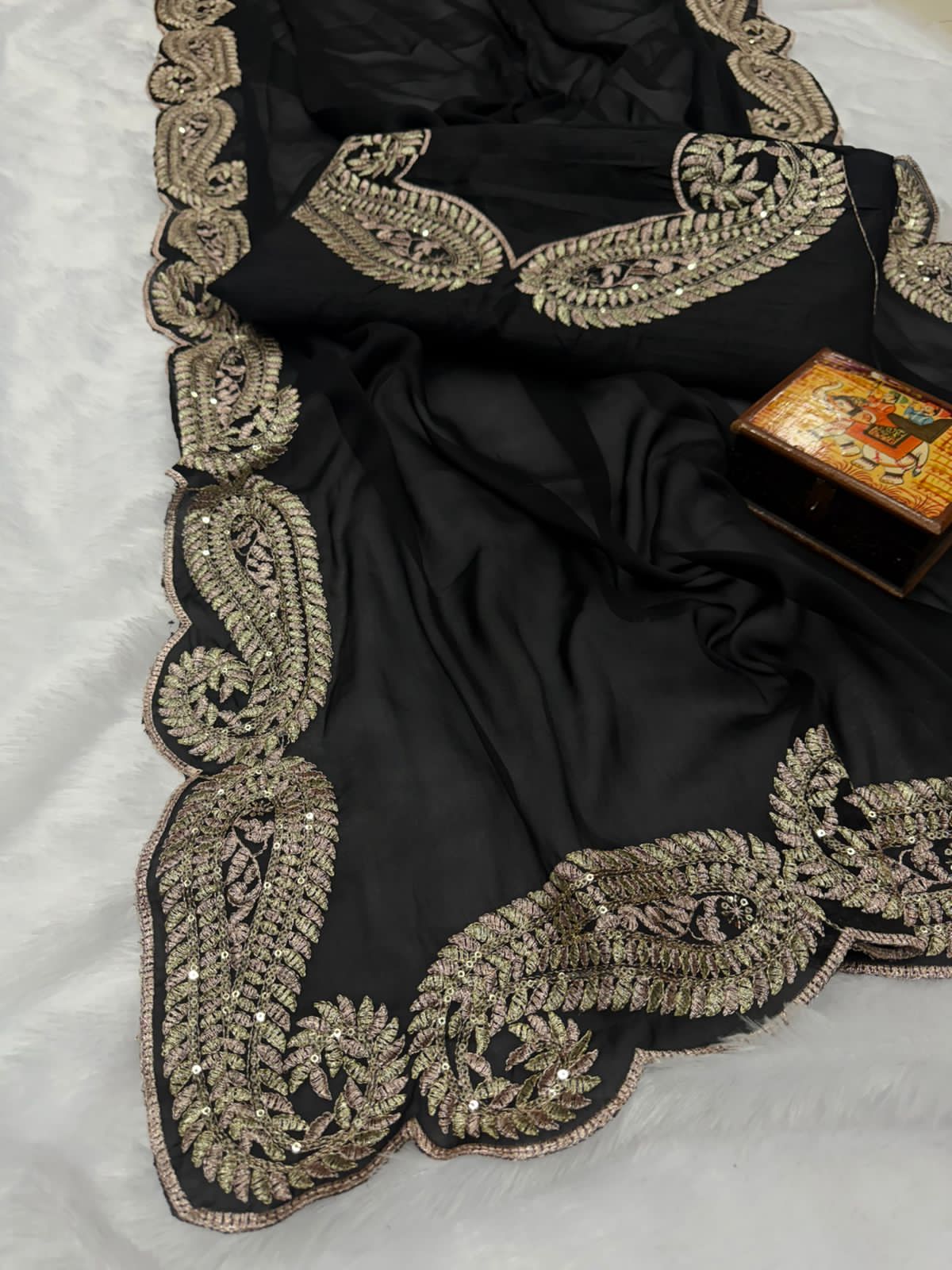 Black Pure Soft Rangoli Silk with c Pallu Zari Thread Saree 