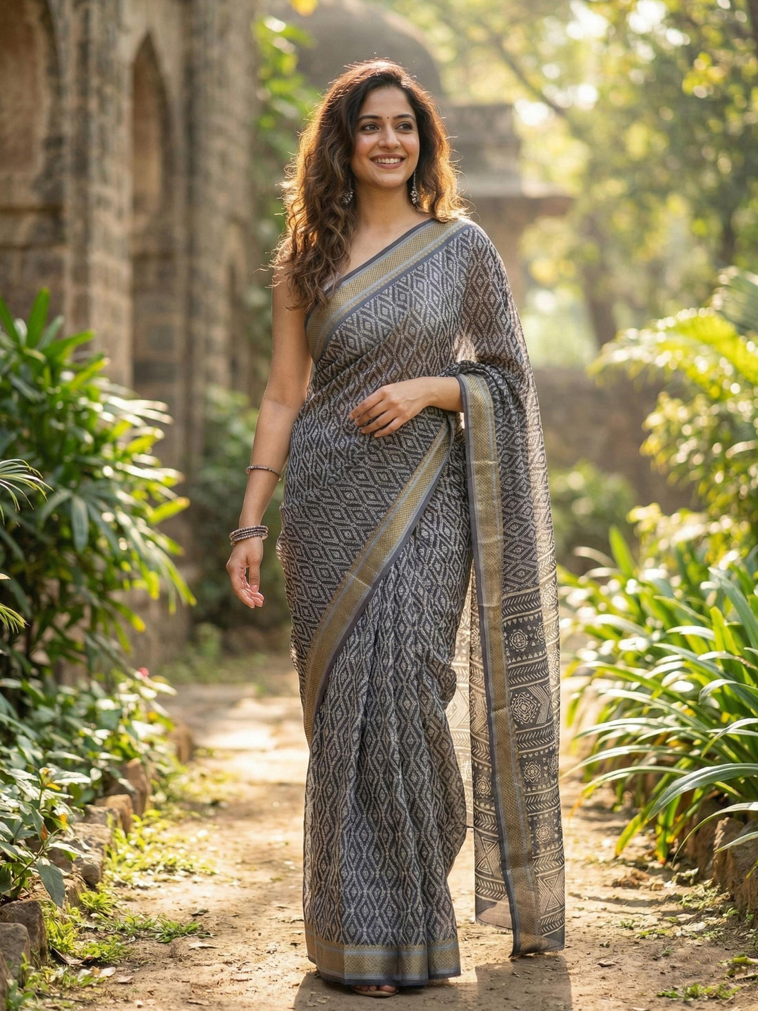 Grey Pure Soft Mulmul Cotton Bagru Bandhani Print Cotton Saree 