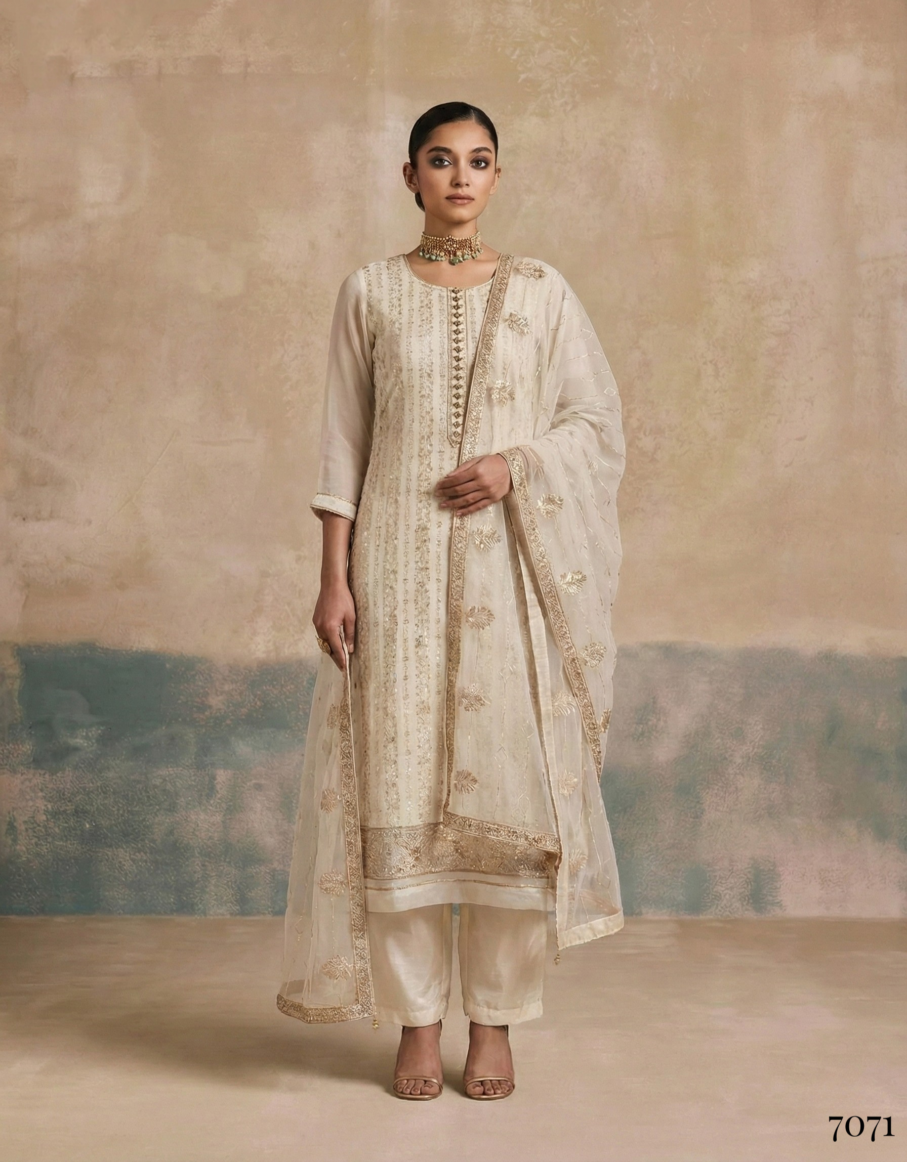 Off White Pure Soft Georgette Multi Thread Embroidery Work Chudidar Suit