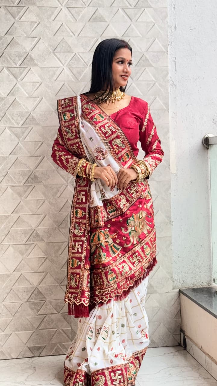 White Maroon Pure Soft Silk Panter Patola Embroiderd Panter Patola Saree 