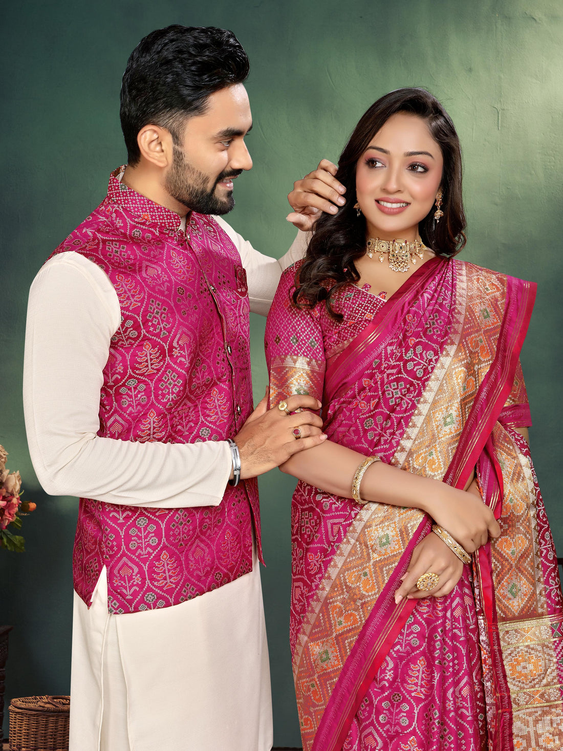 Pink Pure Jecard Weaving Silk Saree With Kurta Pajama Jacket Matching Couple Combo Set