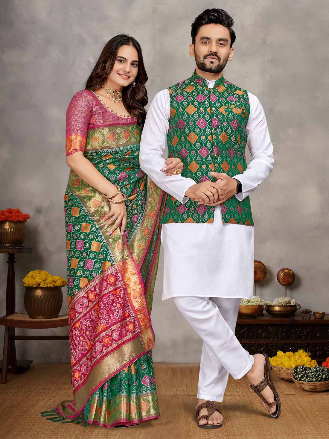 Green Pure Jecqard Weaving Silk Saree With Kurta Pajama Jacket Matching Couple Combo Set