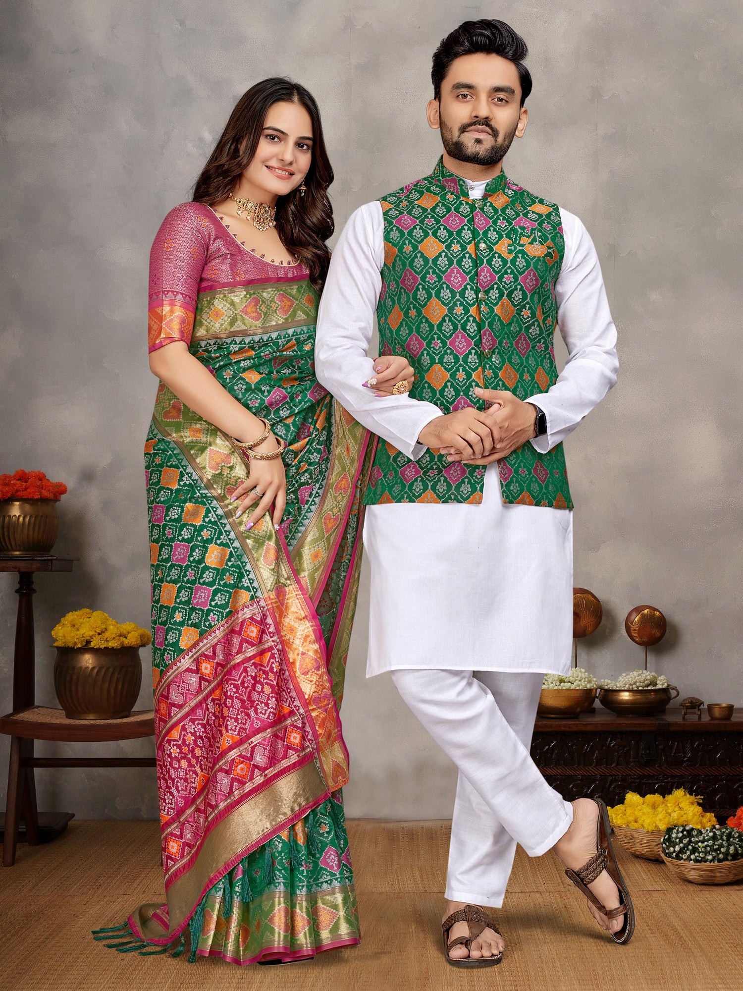 Green Pure Jecqard Weaving Silk Saree With Kurta Pajama Jacket Matching Couple Combo Set