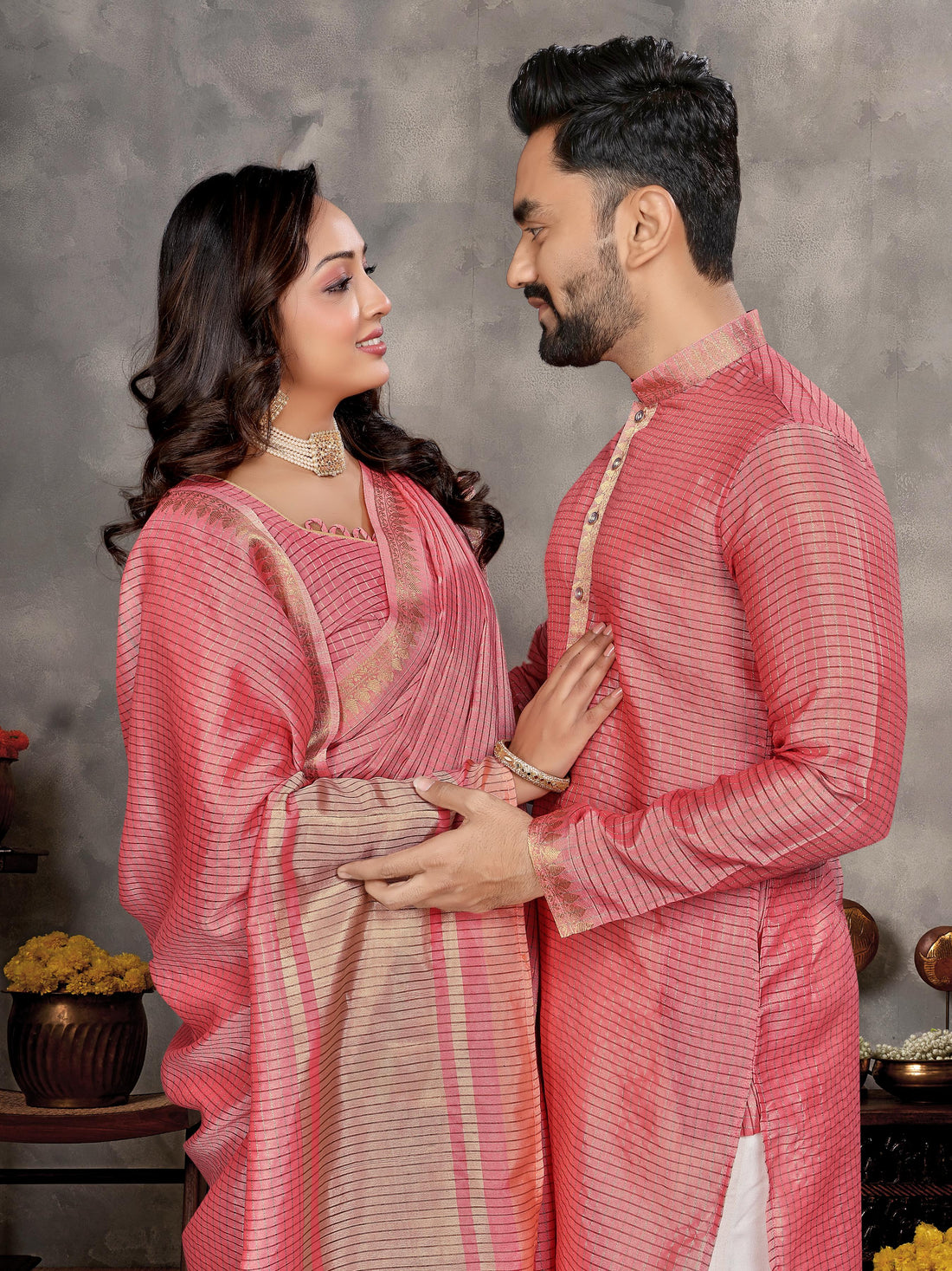 Pink Pure Jari Checks Silk Saree With Kurta Pajama Matching Couple Combo Set