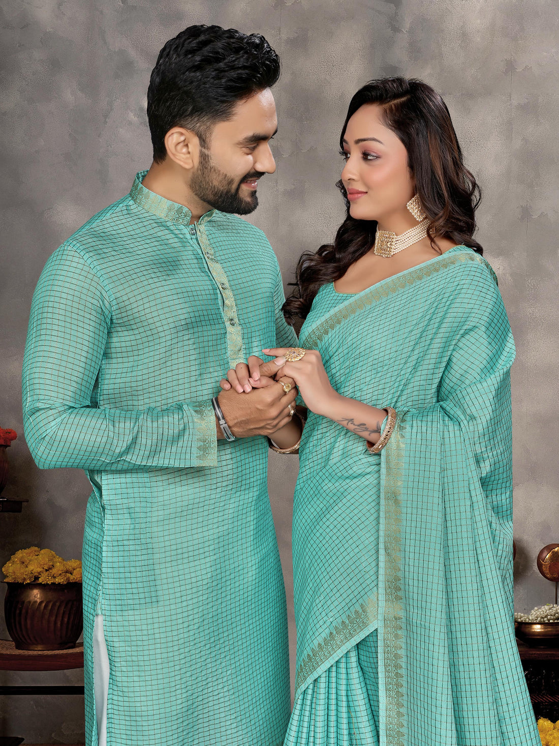 Sea Green Pure Jari Checks Silk Saree With Kurta Pajama Matching Couple Combo Set