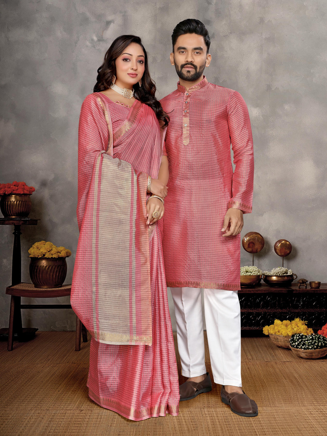 Pink Pure Jari Checks Silk Saree With Kurta Pajama Matching Couple Combo Set