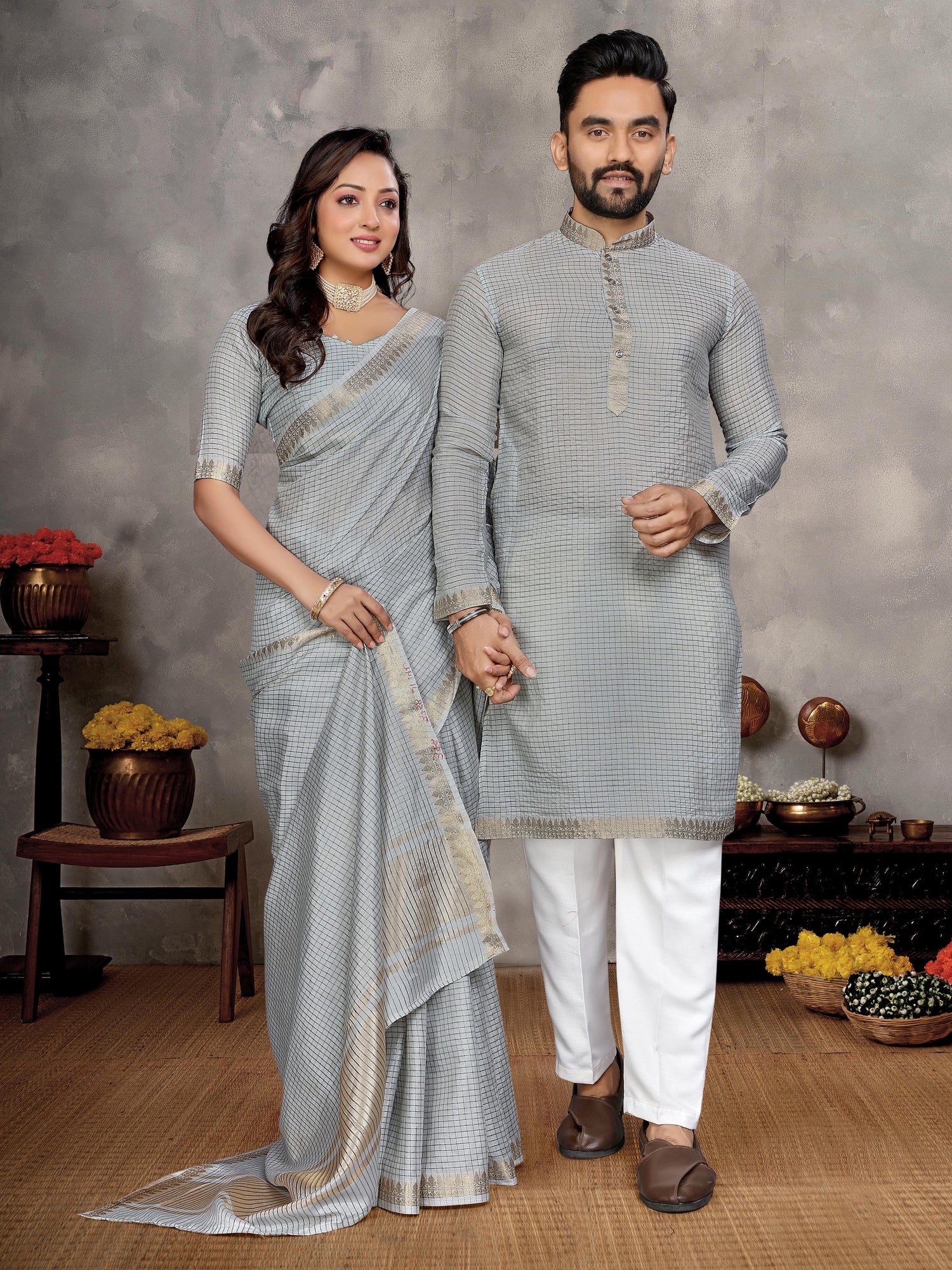 Grey Pure Jari Checks Silk Saree With Kurta Pajama Matching Couple Combo Set