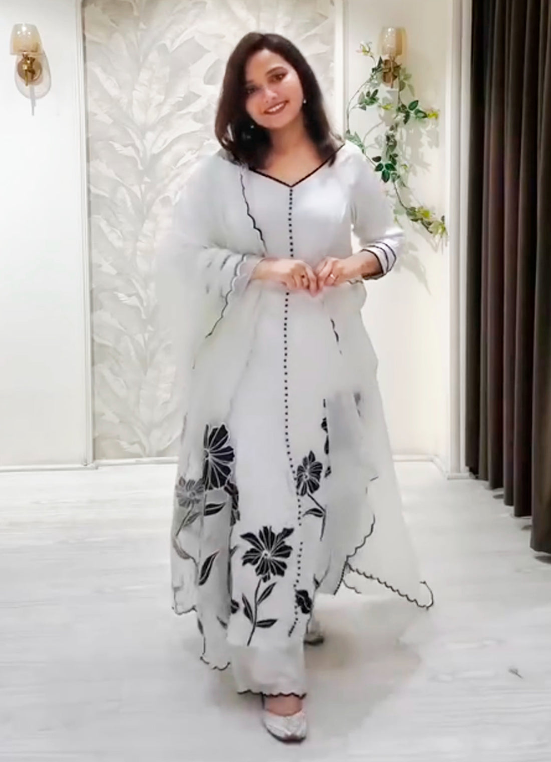 White Pure Soft Muslin Silk Kurti Pent With Dupatta Set 