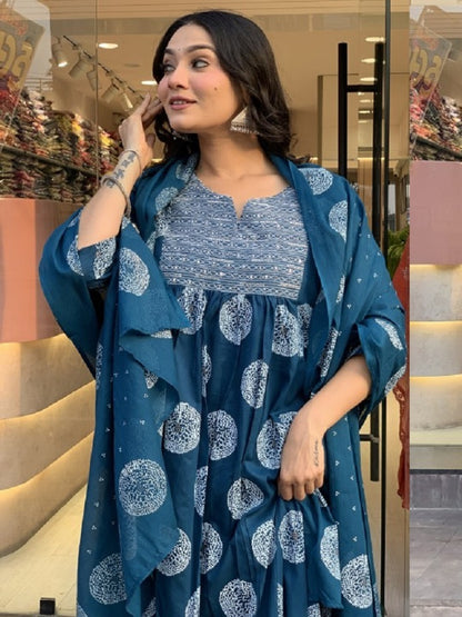 Morpiceh Pure Soft Rayon Printed Kurti Pant Dupatta Set 