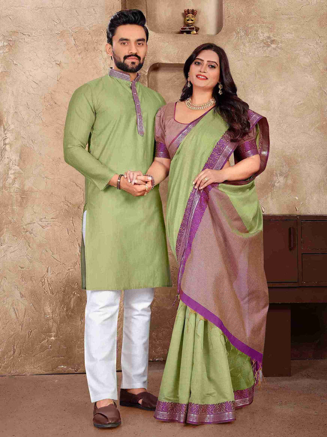 Green Pure Linen Silk Saree With Kurta Pajama Matching Couple Combo Set