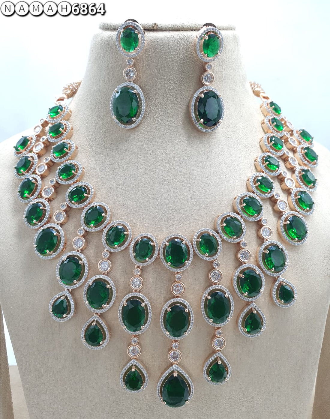 Green American Diamond Necklace Set